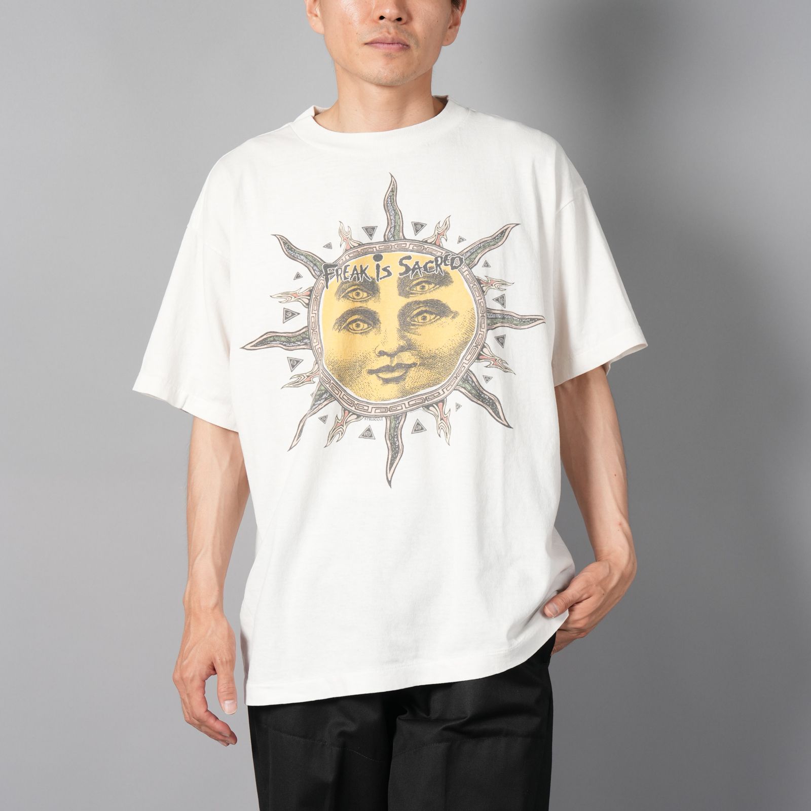 SAINT M×××××× - 【残りわずか】【限定】SM-YS1-0000-C02 / CP_SS TEE / SUN / WHITE / Tシャツ  (ホワイト) | Confidence