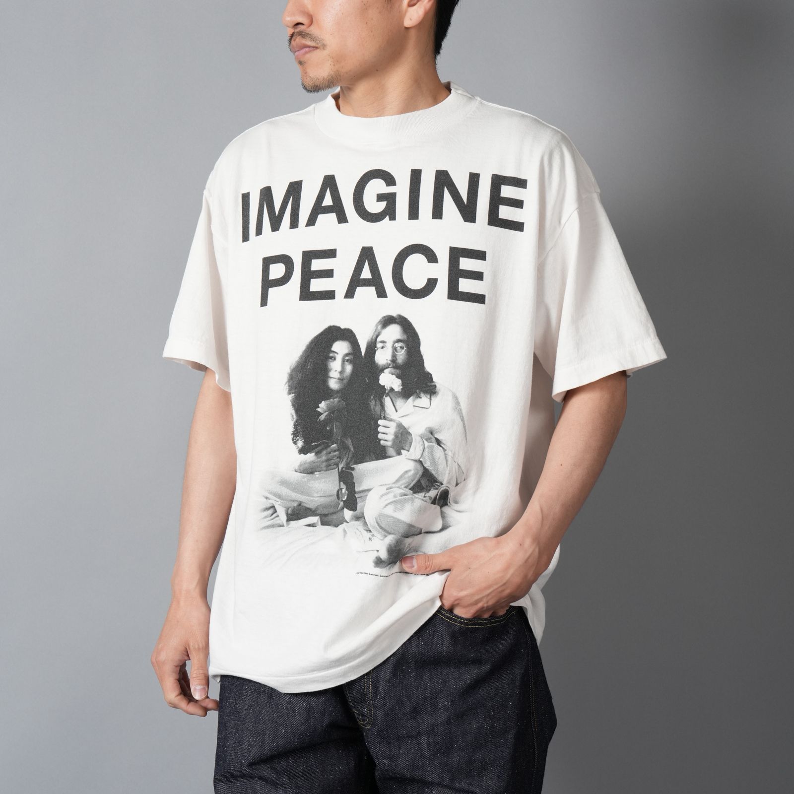【ラスト1点】【コラボ】SM-MK8-0000-C27 / JL_SS T-SHIRT / IMAGINE PEACE / WHITE / Tシャツ(ホワイト)