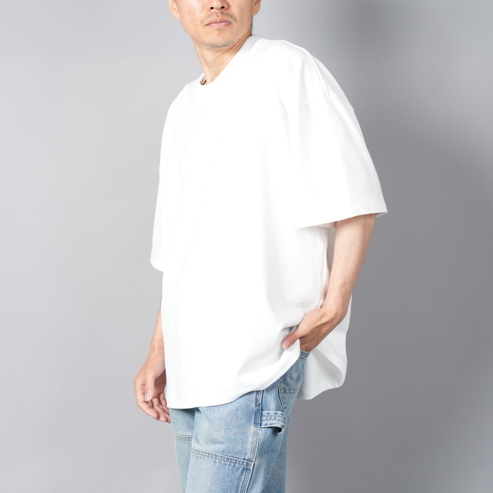 BASICKS - Oversized Organic T-shirt / オーバーサイズ オーガニック Tシャツ (ホワイト) |  Confidence