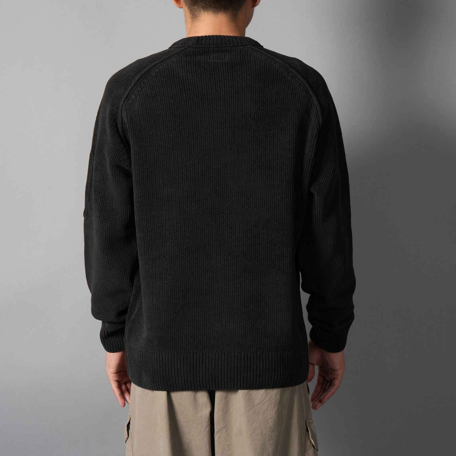 CHENILLE COTTON CREWNECK LENS SWEATER / クルーネック レンズセーター (ブラック)