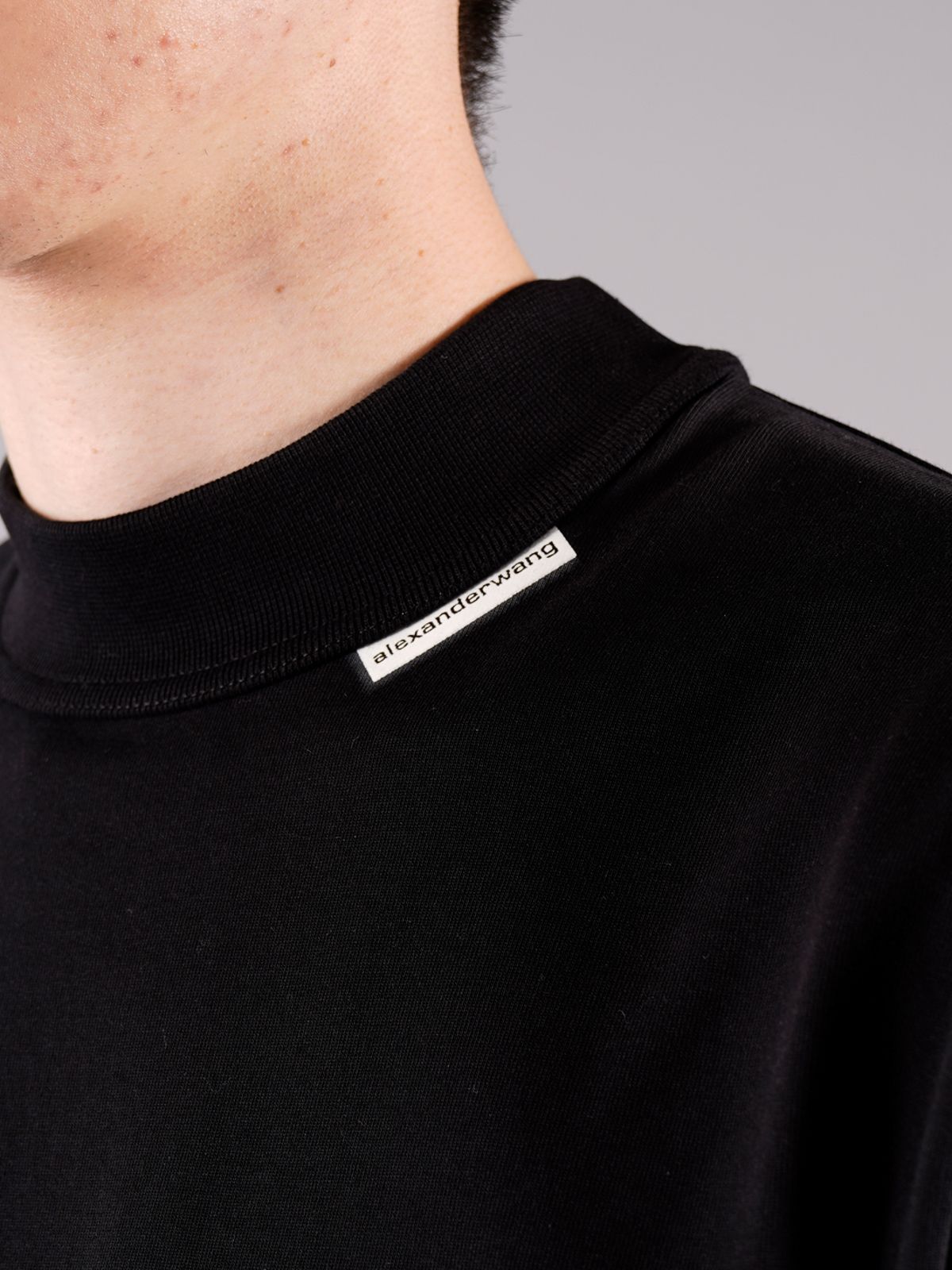 ラスト1点 / LONG SLEEVE SHIRT WITH PRINTED FLAG TAG / ロングスリーブシャツ ウィズ プリンテッド フラッグ タグ ロンT (ブラック)