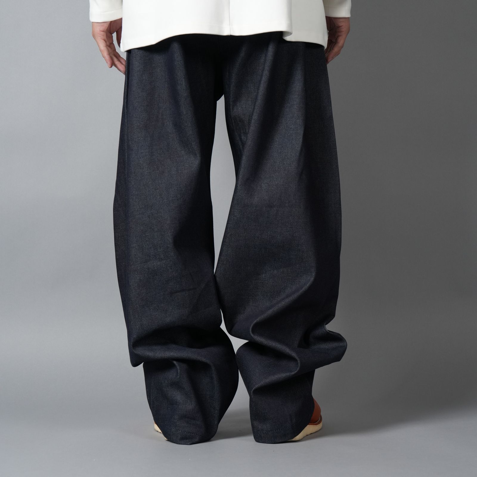 DENIM 440 BERMUDA JEANS / デニムパンツ (ロウインディゴ)