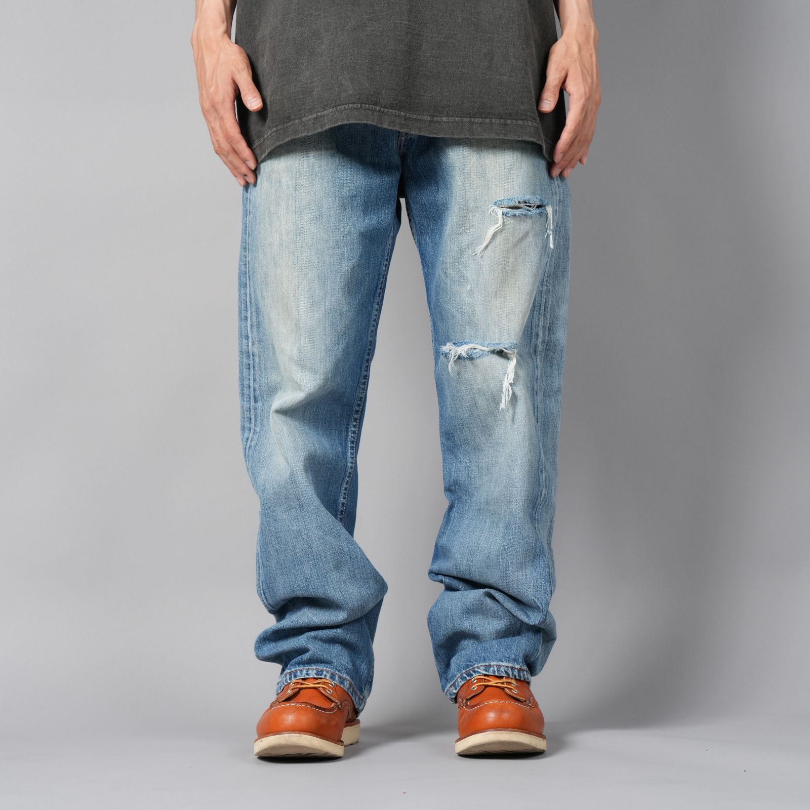 BASICKS x Vintage Levi's Heart Pocket Damage Denim / ハートポケットダメージデニム [34インチ] (ブルー)