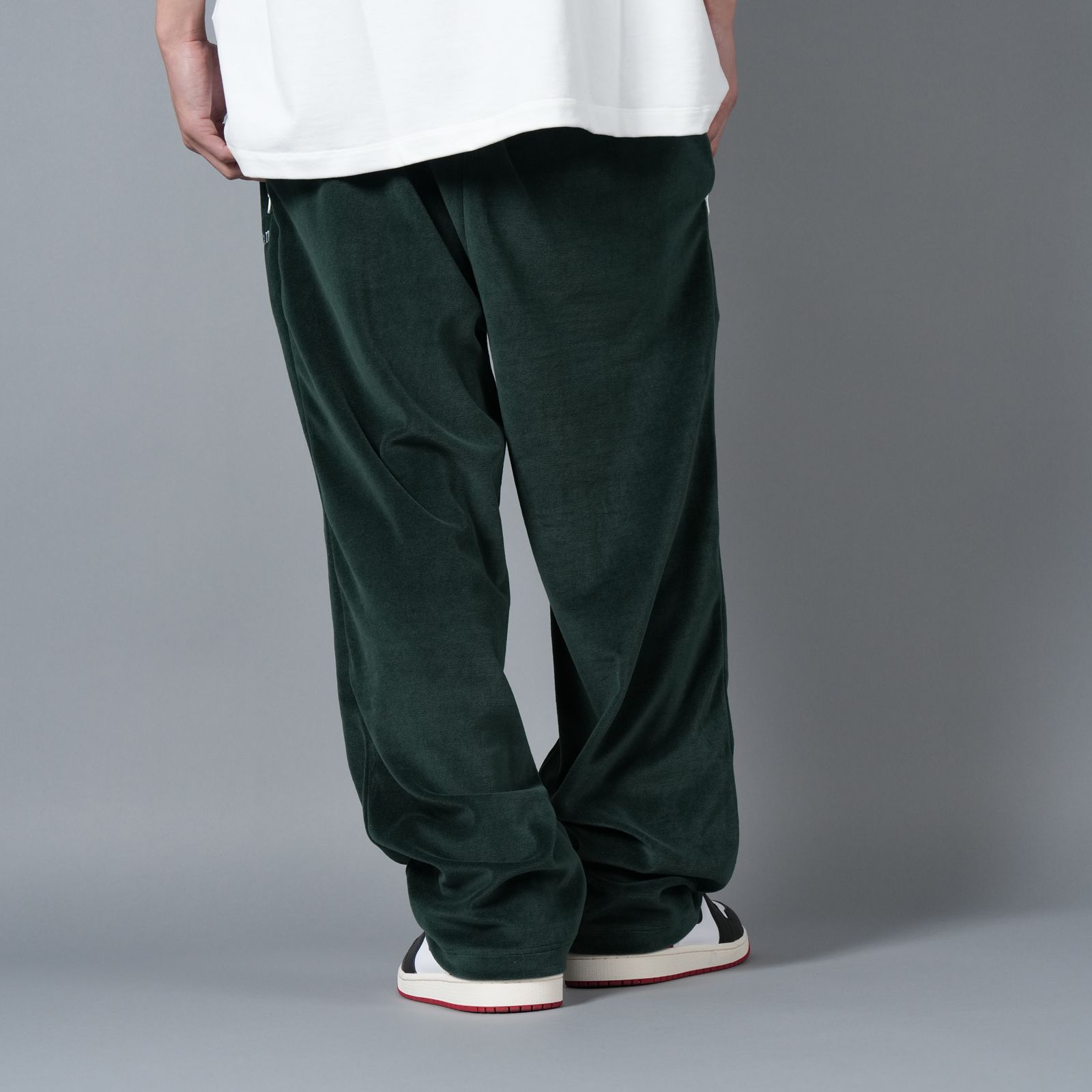 VELOUR TRACK PANTS / ベロア トラックパンツ (グリーン)