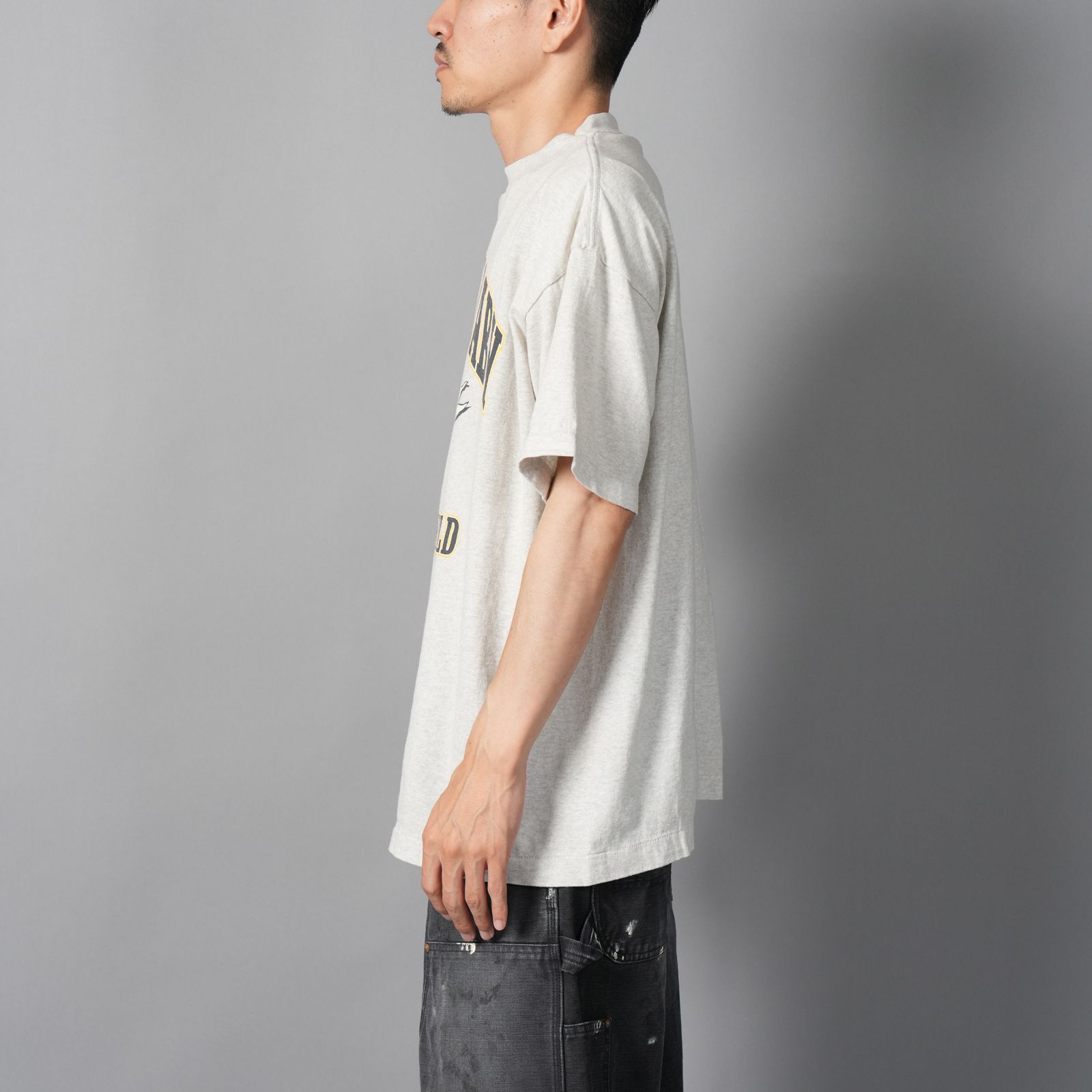 【ラスト1点】SM-HR1-0000-027 / SS TEE / SAINT BABY / GREY / Tシャツ (グレー)