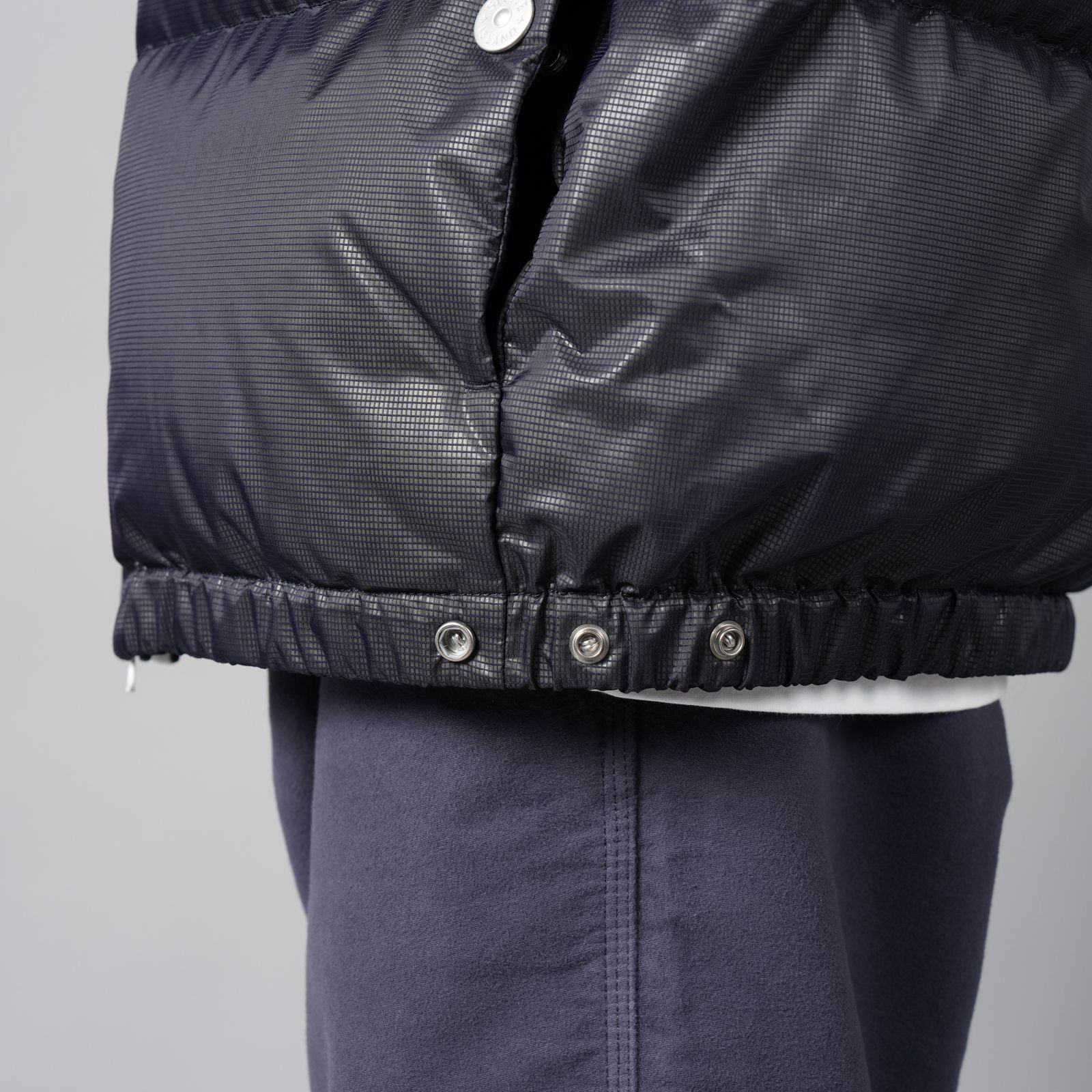 446X1 NYLON RIPSTOP COVER DOWN_ STONE ISLAND MARINA  / ナイロンリップストップ カバーダウン ダウンジャケット (インクブルー)