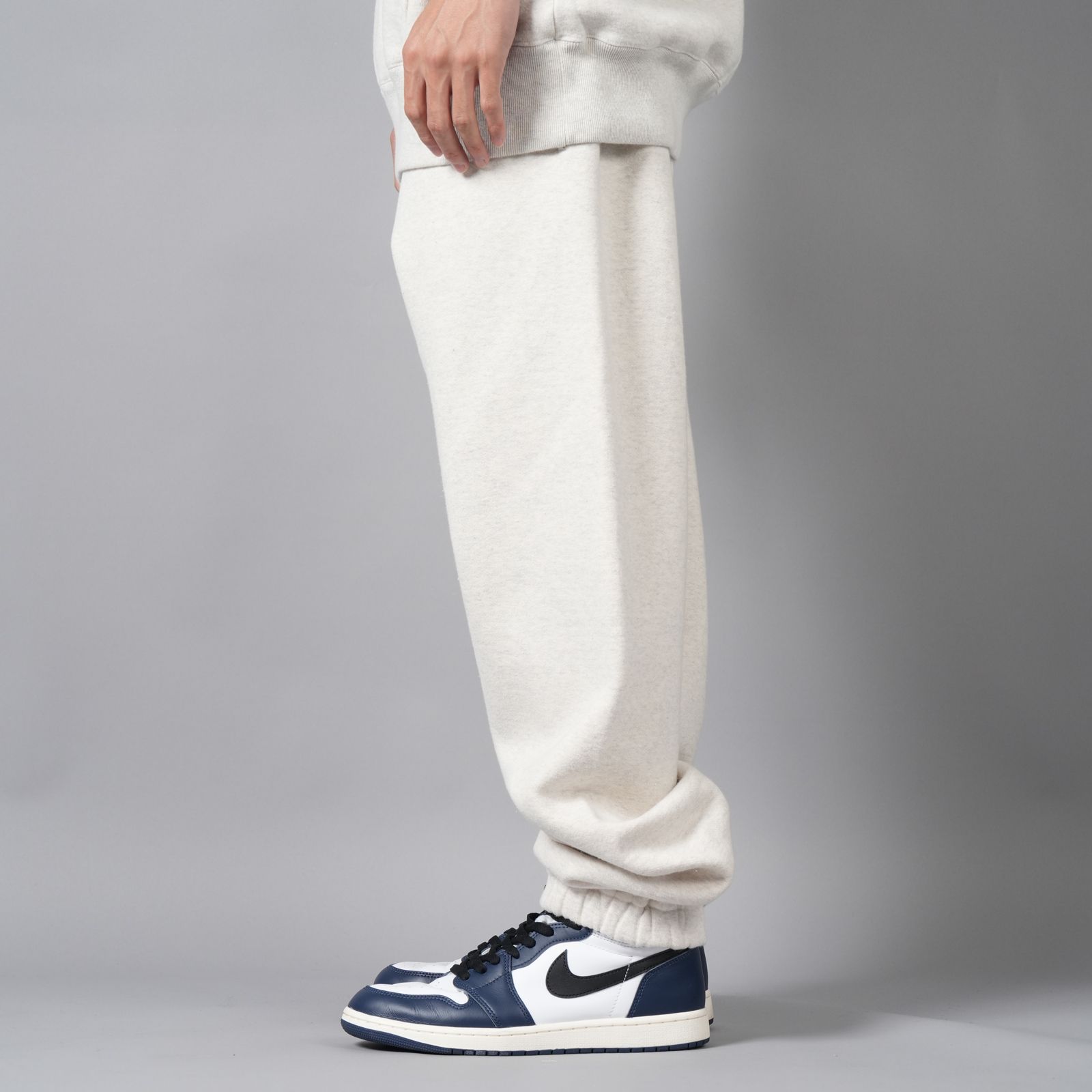 【ラスト1点】EMBROIDERED SWEAT PANTS "LASTMAN" / スウェットパンツ (オートミール)
