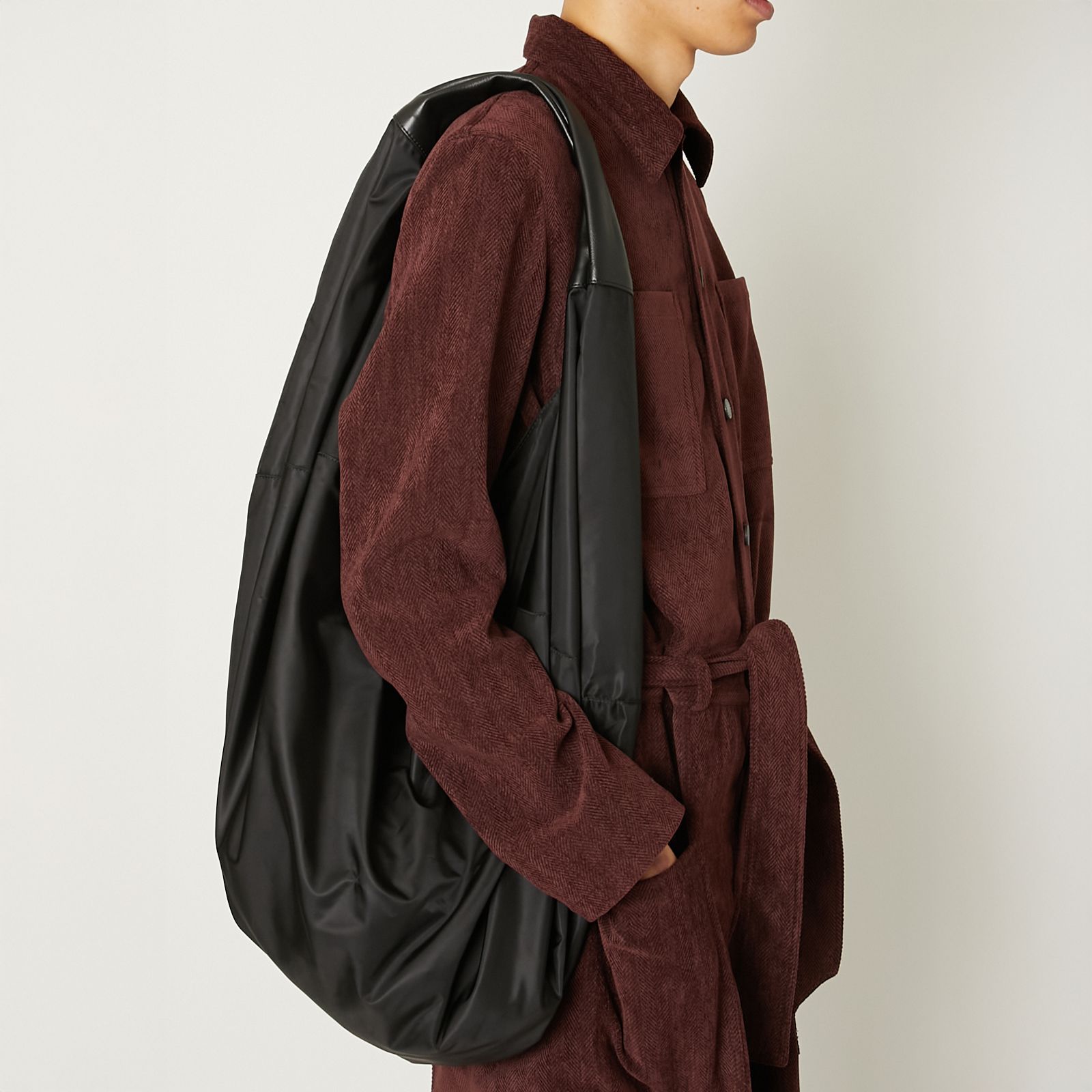 【ラスト1点】MIDDLE SIZE BAG / ミドルサイズバック (ブラック)