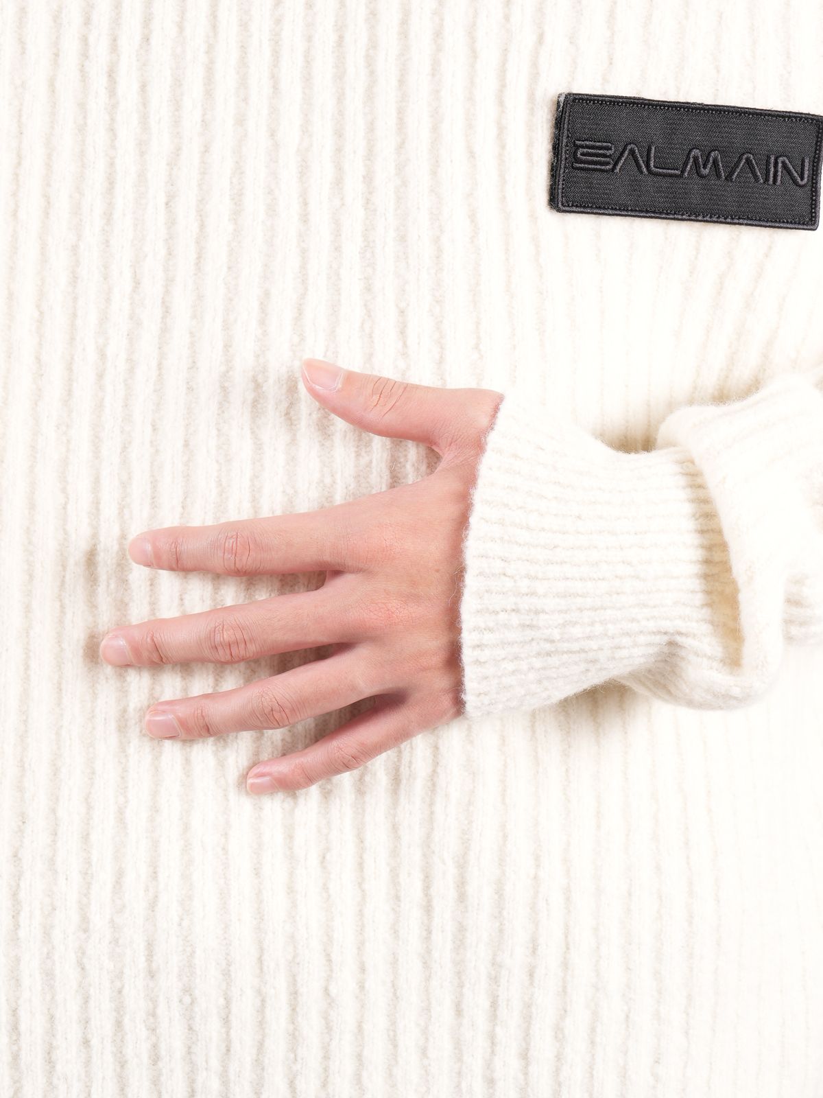BALMAIN - 【ラスト1点】BUTTONED CASHMERE TURTLENECK