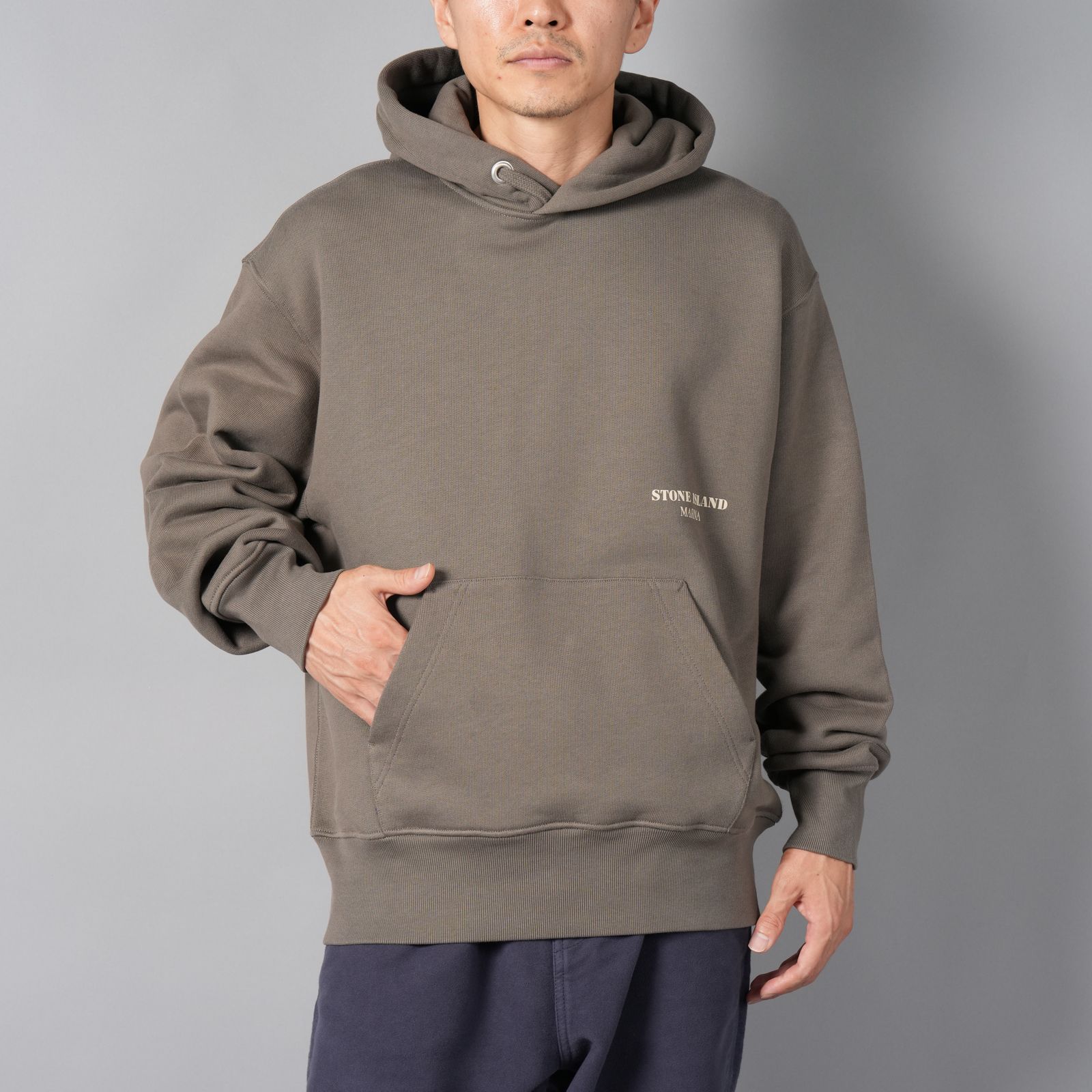 STONE ISLAND - 638X5 COTTON FLEECE_STONE ISLAND MARINA / コットンフリース / パーカー  (ウォルナットブラウン) | Confidence