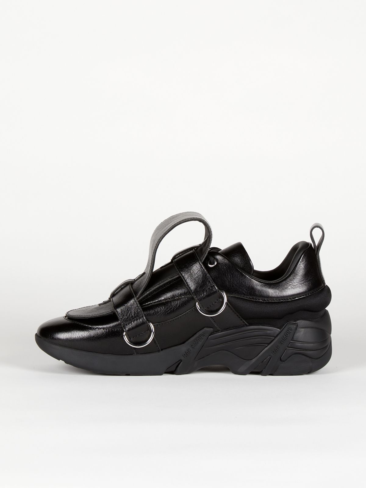 RAF SIMONS (RUNNER) - ラスト1点 / ANTEI-22 BLACK / アンテイ 22 ブラック / スニーカー シューズ  (ブラック) | Confidence