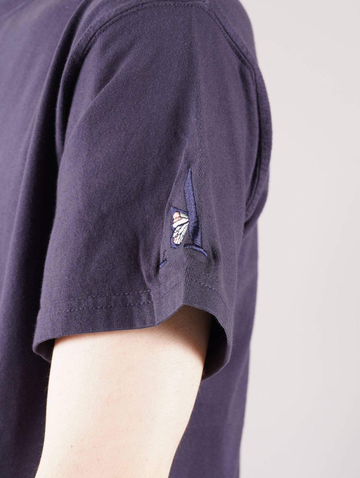 EMBORIDERED TSHIRT / エンボリダリー Tシャツ(ネイビー)