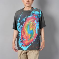 【残りわずか】【限定】SM-YS1-0000-C05 / CP_SS TEE / ANGRY LV GD /BK / Tシャツ (ブラック)