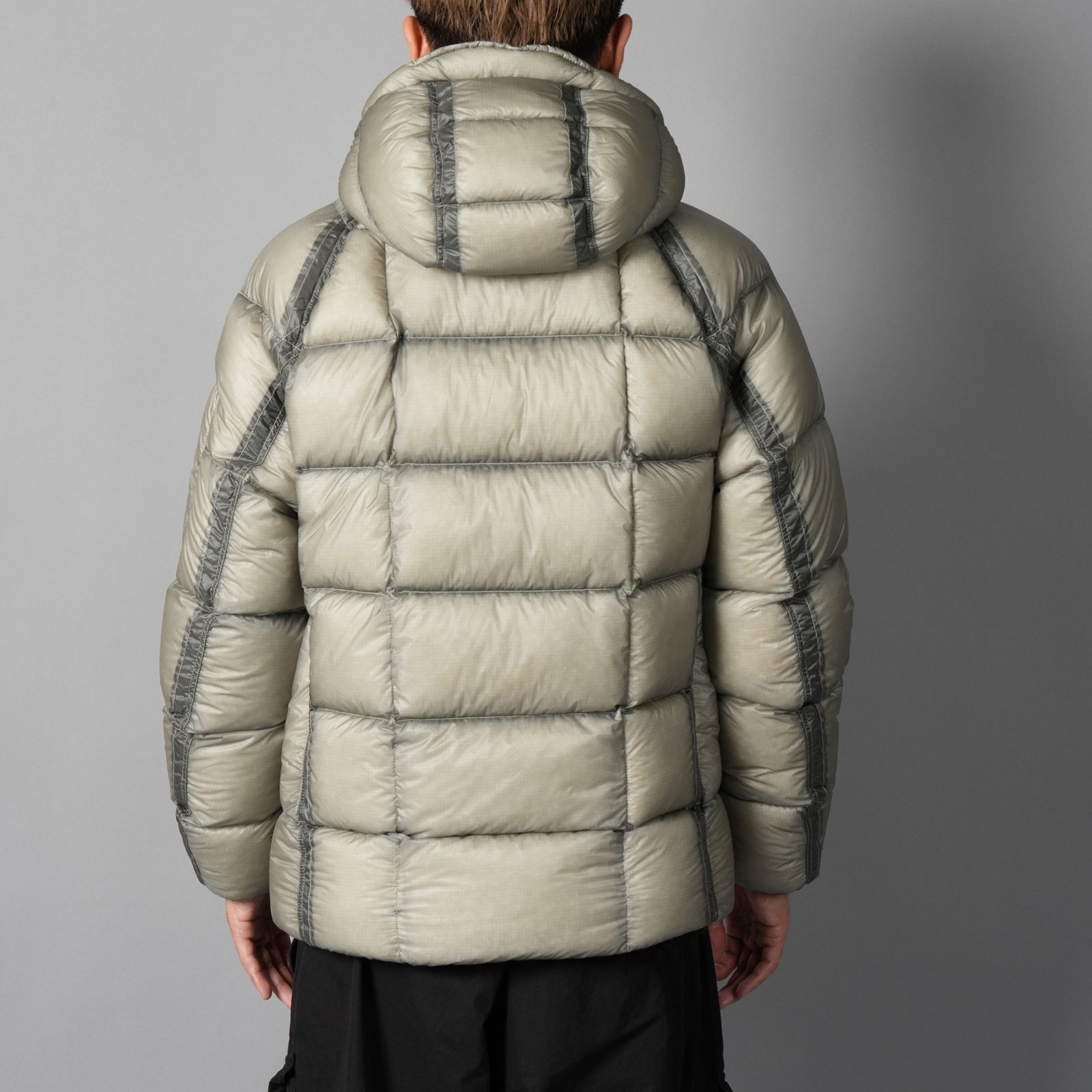 D.D. SHELL HOODED DOWN JACKET / フーデッド ダウンジャケット (フリントグレー)