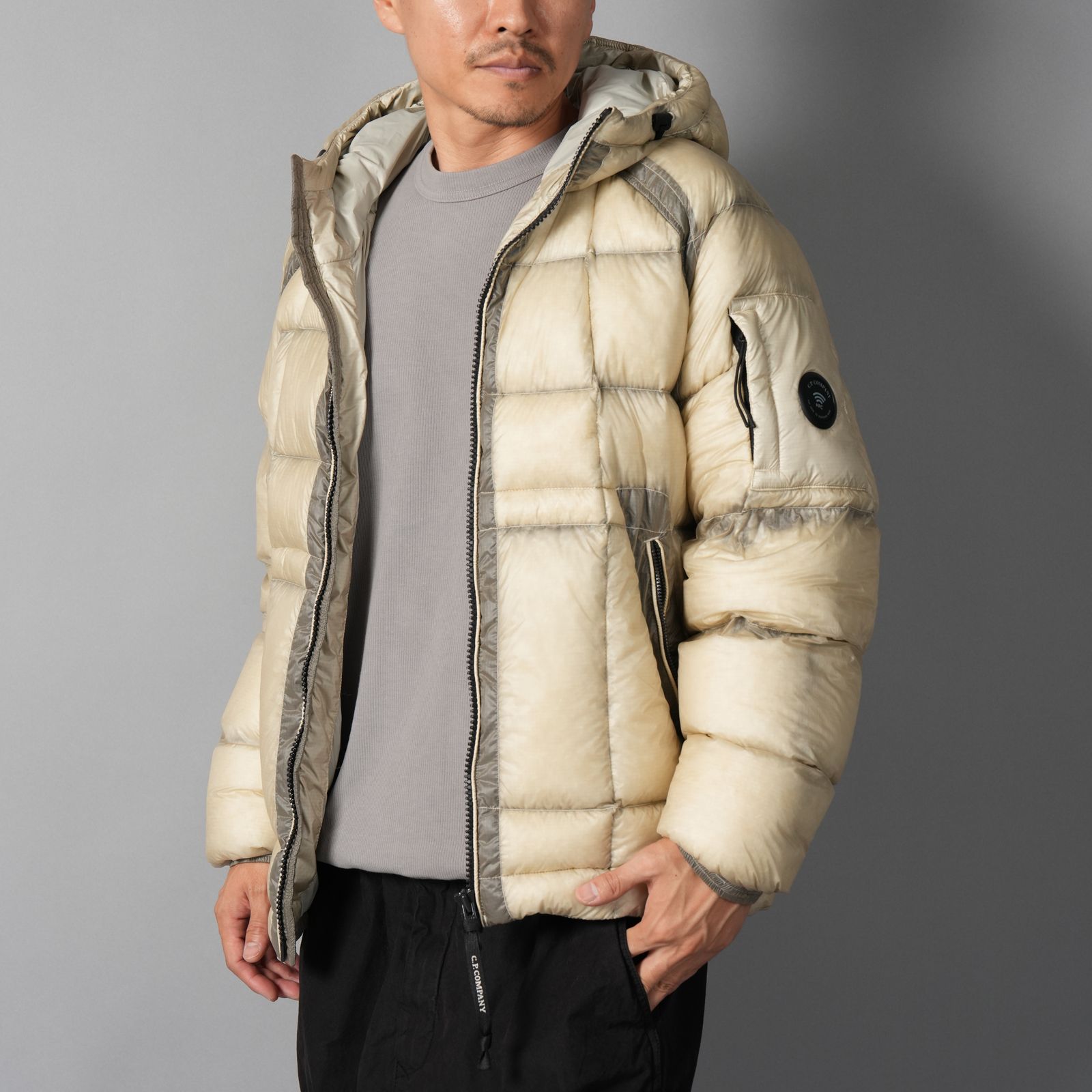 【残りわずか】D.D. SHELL HOODED DOWN JACKET / フーデッド ダウンジャケット (シルバーバーチ)