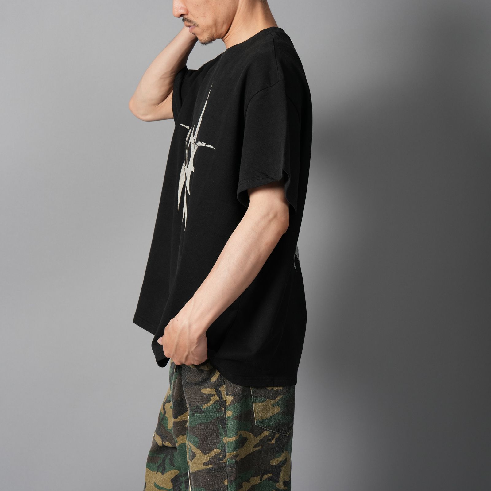 【残りわずか】Roach T-Shirt / ローチ Tシャツ (ブラック)