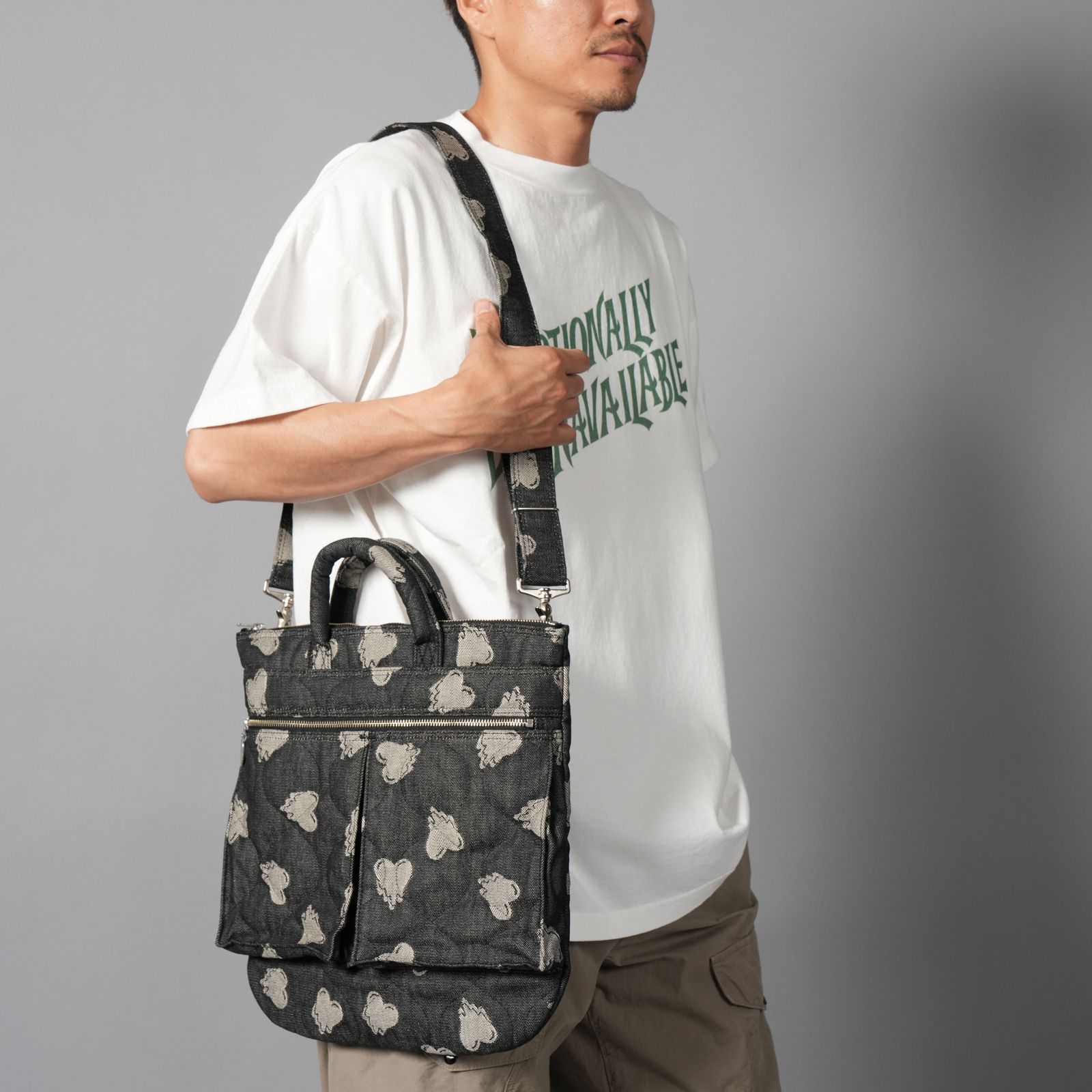 EU-MK1-0000-068 / EU HEART HELMET BAG  / ヘルメットバック (ブラック)