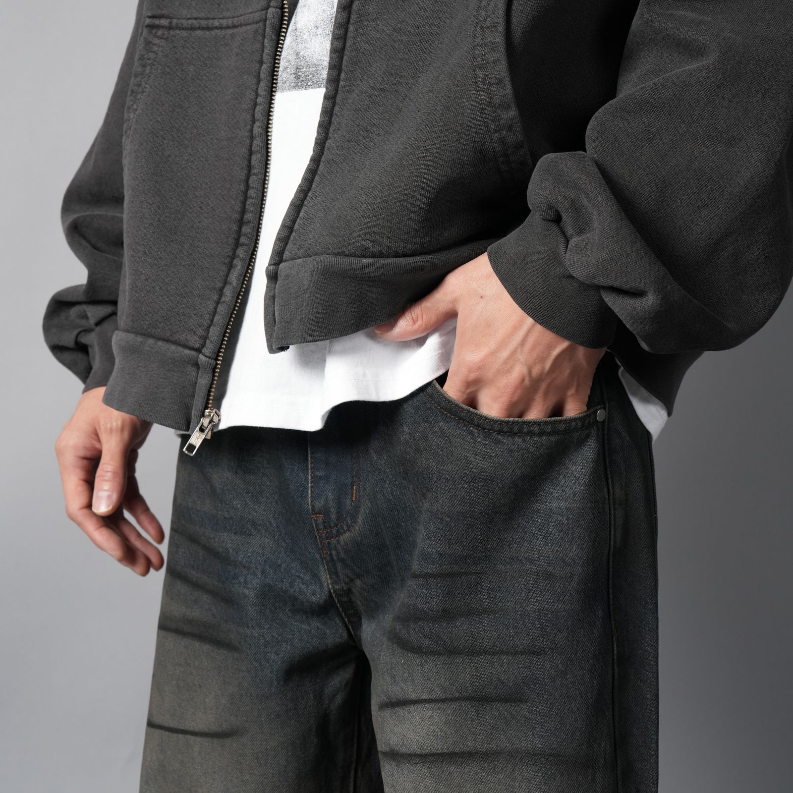 LAX, straight cut denim (junkyard) / デニムパンツ (ウォッシュドブルー)