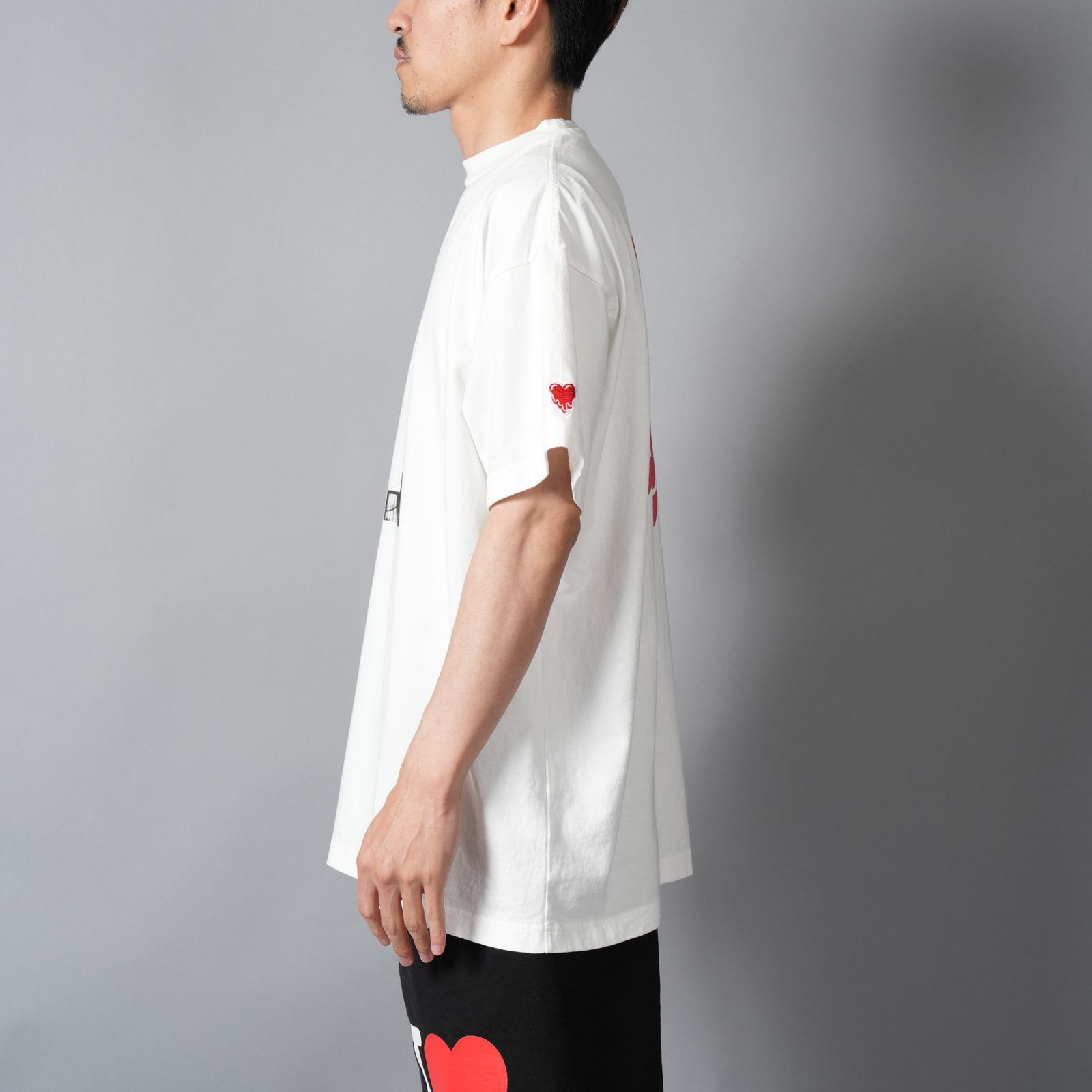 【残りわずか】【コラボ】EU-MK8-0000-C34 / EU DK STAND SS TEE / WHITE / Tシャツ (ホワイト)