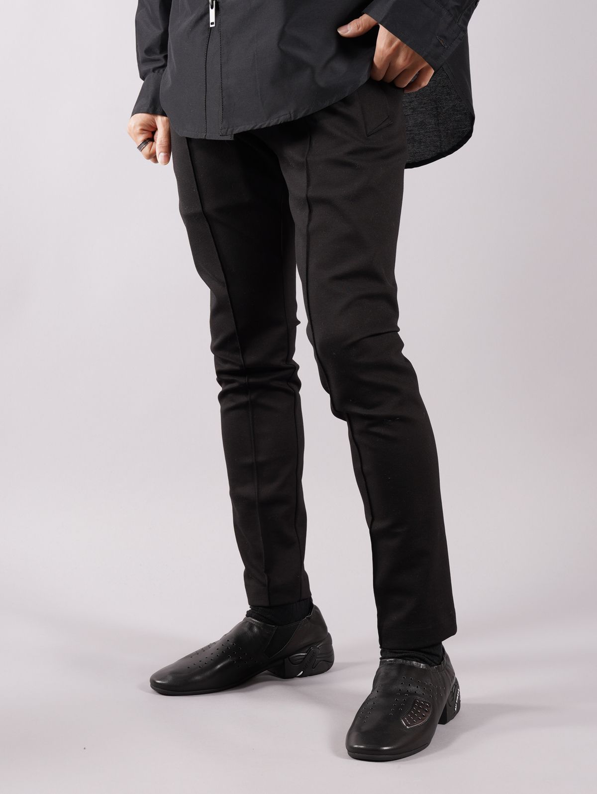 【ラスト1点】KNIT TROUSERS / ニット トラウザーパンツ / ブラック