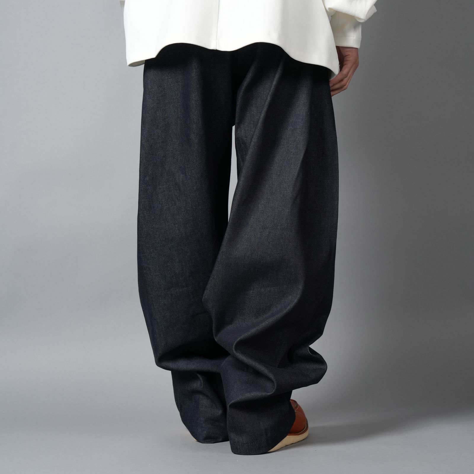 DENIM 440 BERMUDA JEANS / デニムパンツ (ロウインディゴ)