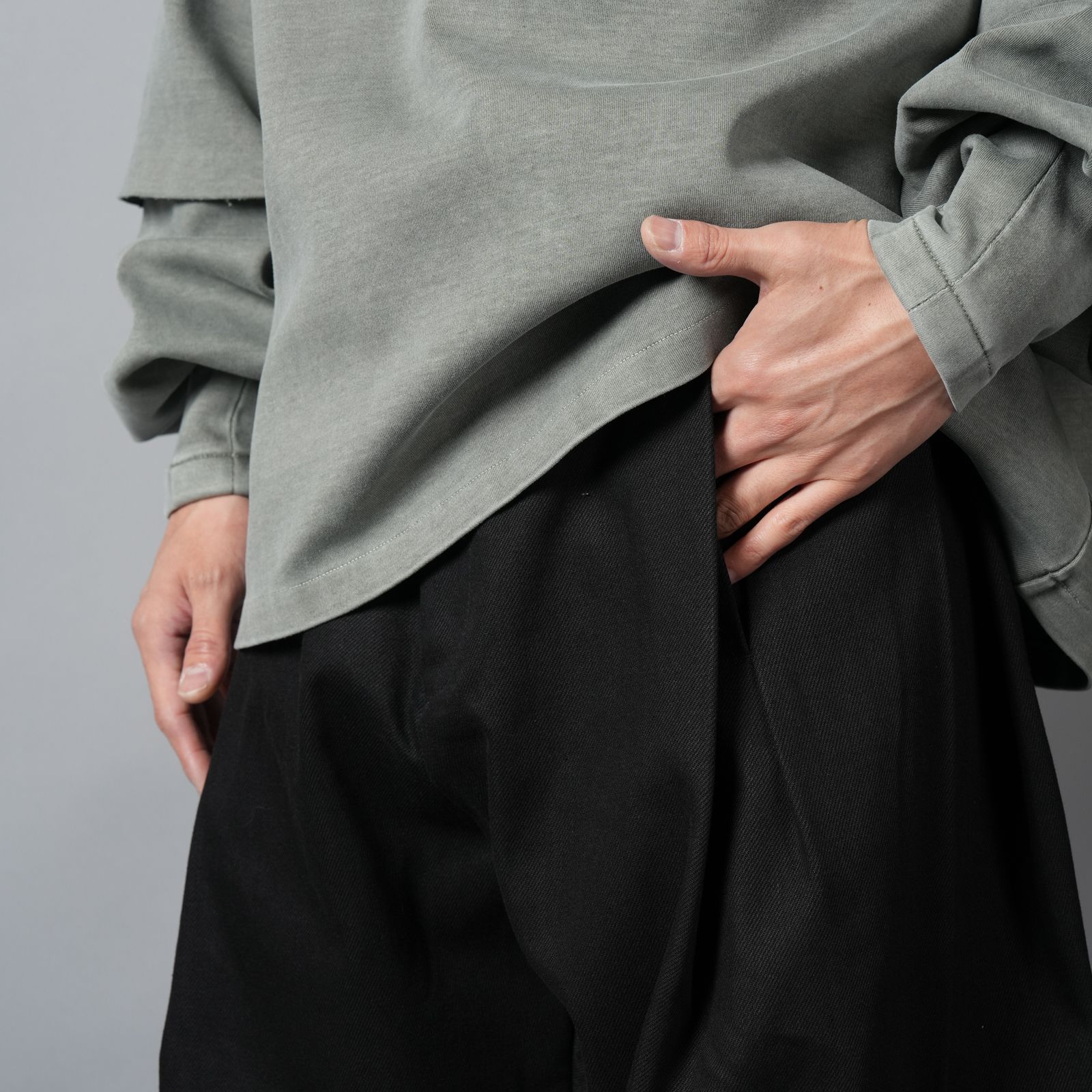 DENIM 440 BERMUDA JEANS / デニムパンツ (ナイト)