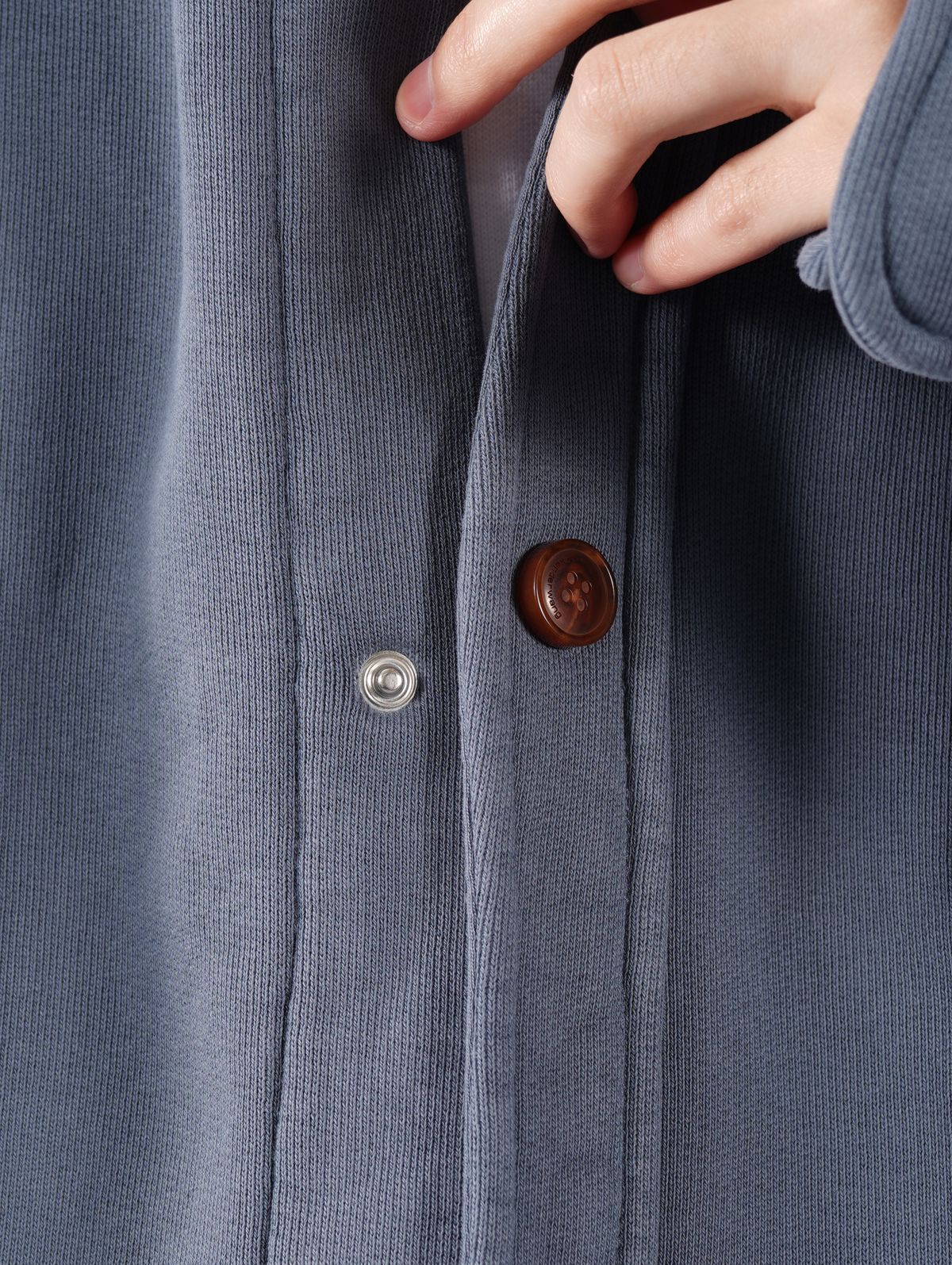 【ラスト1点】MID LENGTH SHIRT JACKET WITH FLAG TAG AT POCKET  / ミッドレングス シャツジャケット ウィズ フラッグタグ (ウィンターブルー)