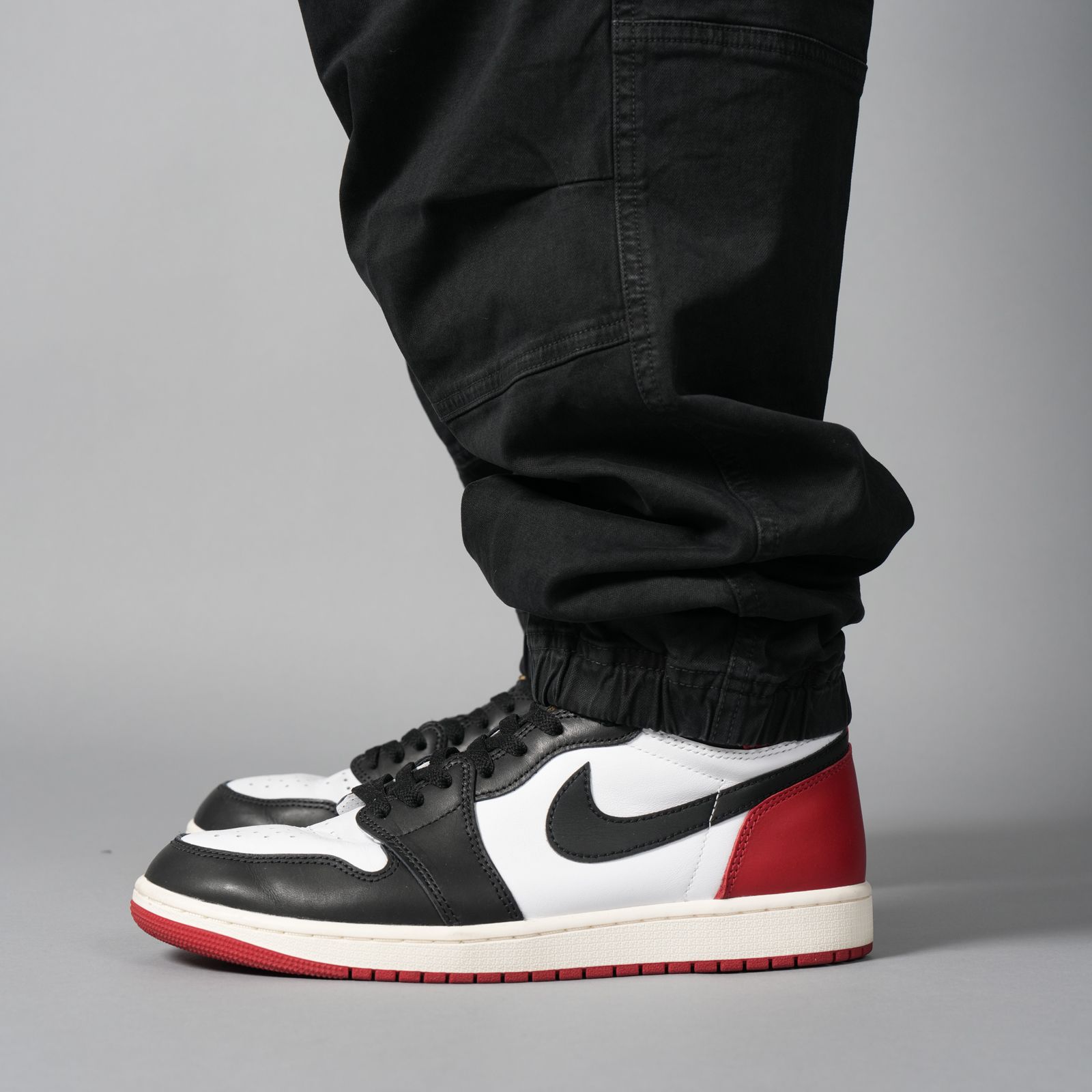 3100036  / STRETCH ORGANIC BROKEN TWILL COTTON 'OLD' EFFECT / カーゴパンツ  [ガーメントダイ][ルーズフィット][ストレッチ入り]  (ブラック)