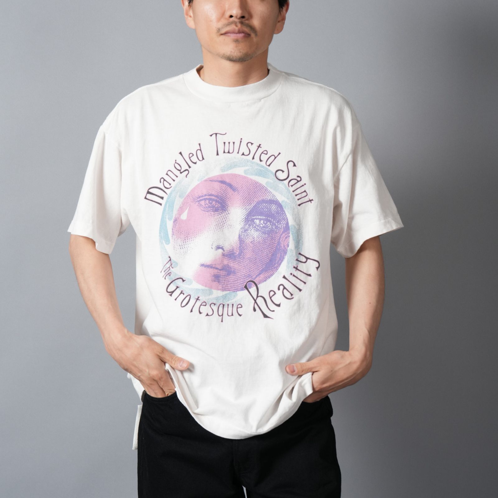 【ラスト1点】【コラボ】SM-MK8-0000-C09 / SW_SS T-SHIRT / TWISTED SAINT / Tシャツ (ホワイト)