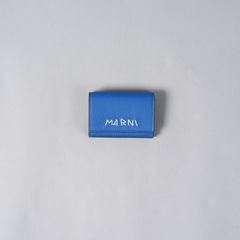 【ラスト1点】 TRIFOLD / ブルー レザー製 三つ折りウォレット、マルニメンディング装飾 / ウォレット (ブルー)