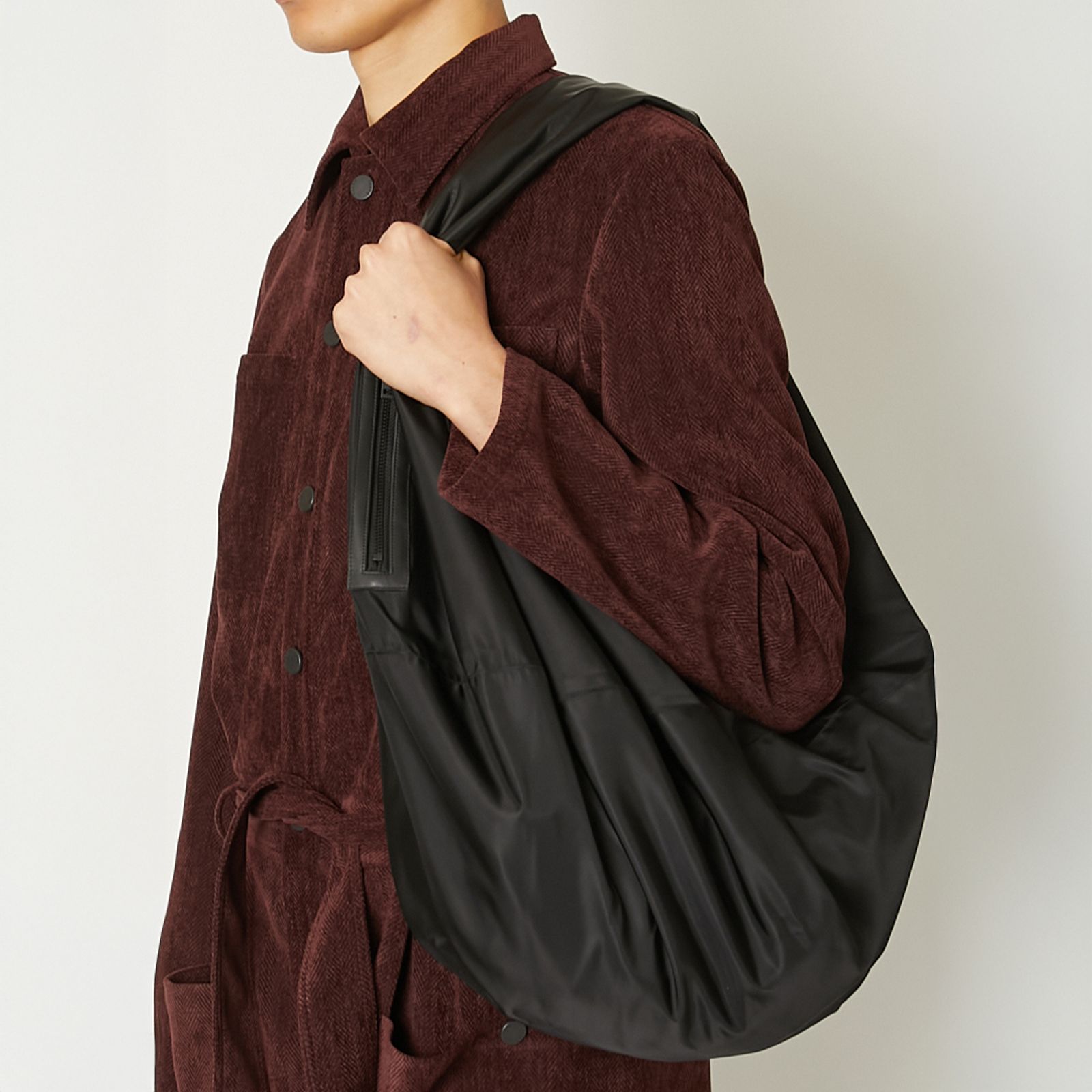 【ラスト1点】MIDDLE SIZE BAG / ミドルサイズバック (ブラック)