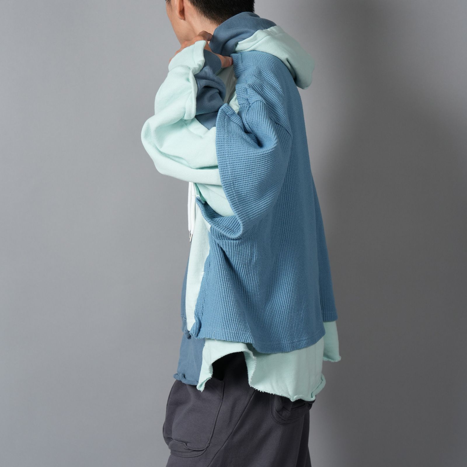 【ラスト1点】LAYERED HOODIE / レイヤードフーディー  (スモークブルー)