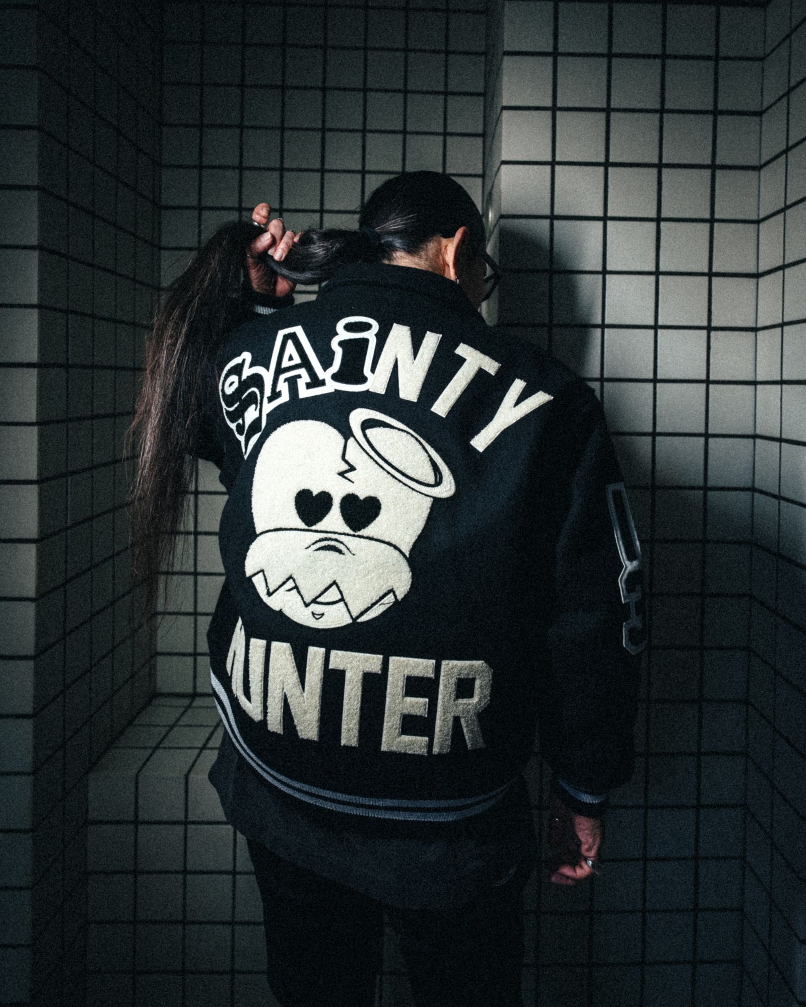 【コラボ】SM-MK8-0000-C34 / BH_VARSITY JKT / SNT HUNTER / BLK / スタジャン (ブラック)