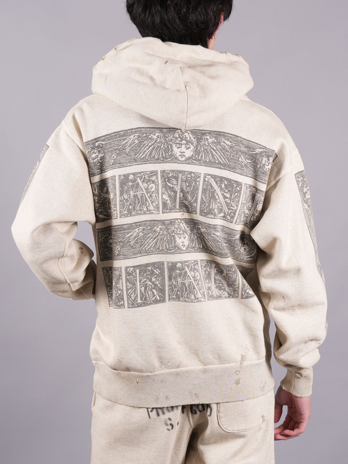 ©SAINT M×××××× - 【ラスト1点】 SM-S23-0000-093 / DT_HOODIE / MURAL / GRAY / フーディー  (グレー) | Confidence