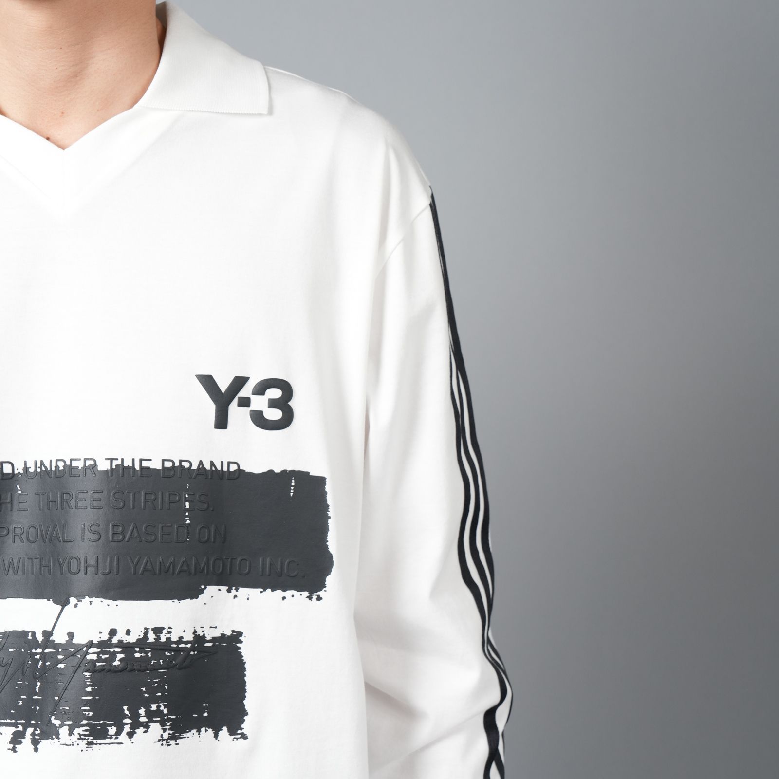 U GFX LOGO LS T / ユニセックス グラフィックス ロングスリーブTシャツ / ロンT  (ライトホワイト)