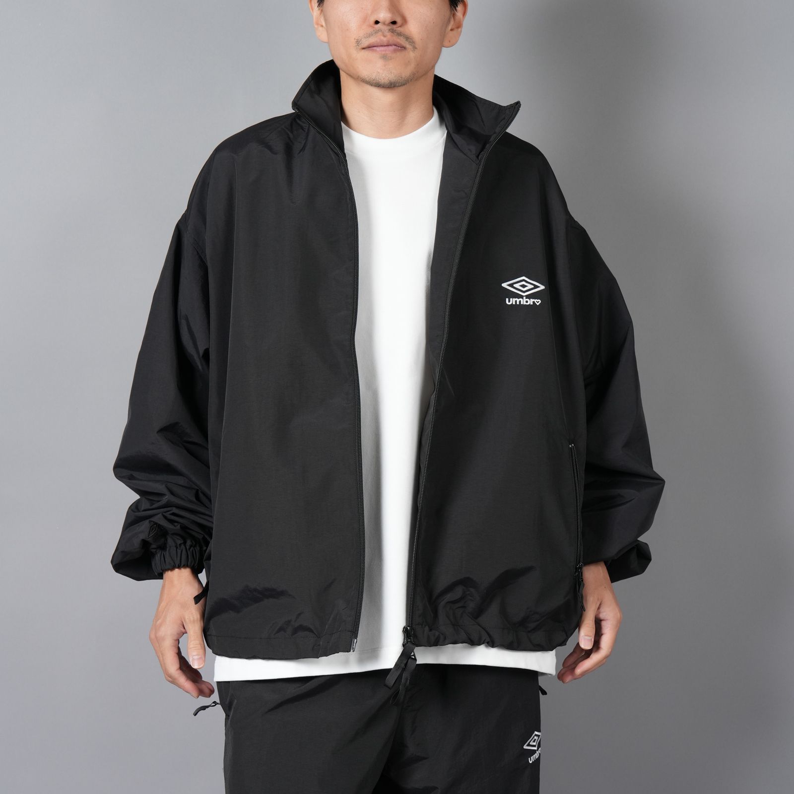 BASICKS - 【ラスト1点】【限定】BASICKS X UMBRO NYLON TRACK JACKET & NYLON TRACK  TROUSER / ナイロントラックジャケット / ナイロントラックパンツ / セットアップ (ブラック) | Confidence