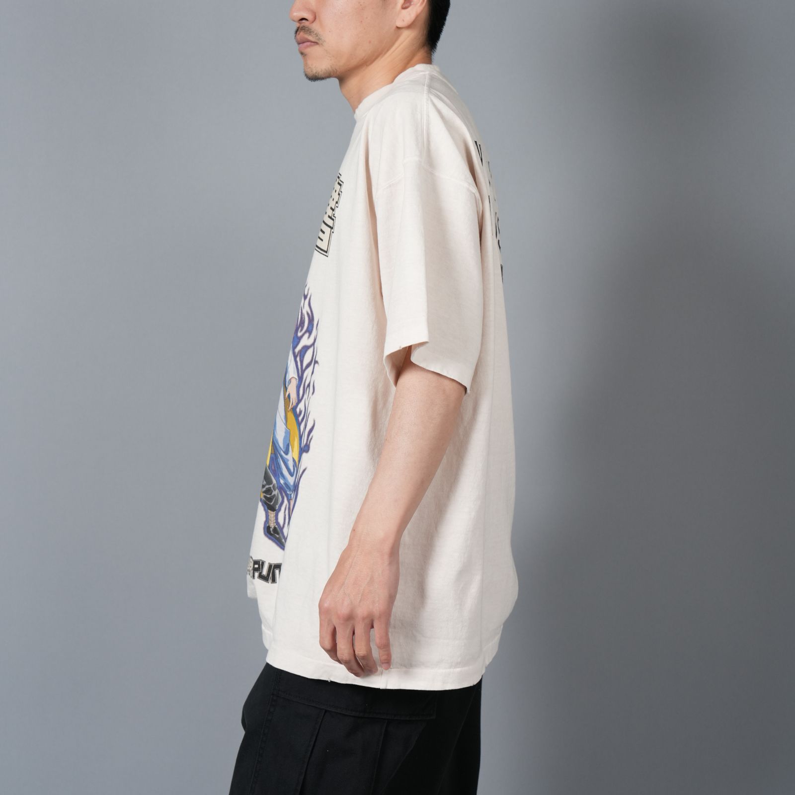 【ラスト1点】[幽遊白書]  TYUM24AM003 / S/S T-Shirt (KURAMA/HIEI) / Tシャツ (ホワイト)