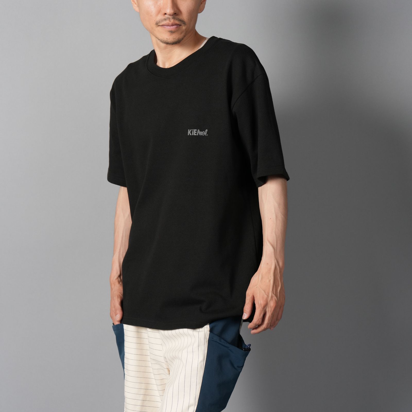 KiEMA LOGO TEE  / キーマ ロゴ Tシャツ (ブラック)
