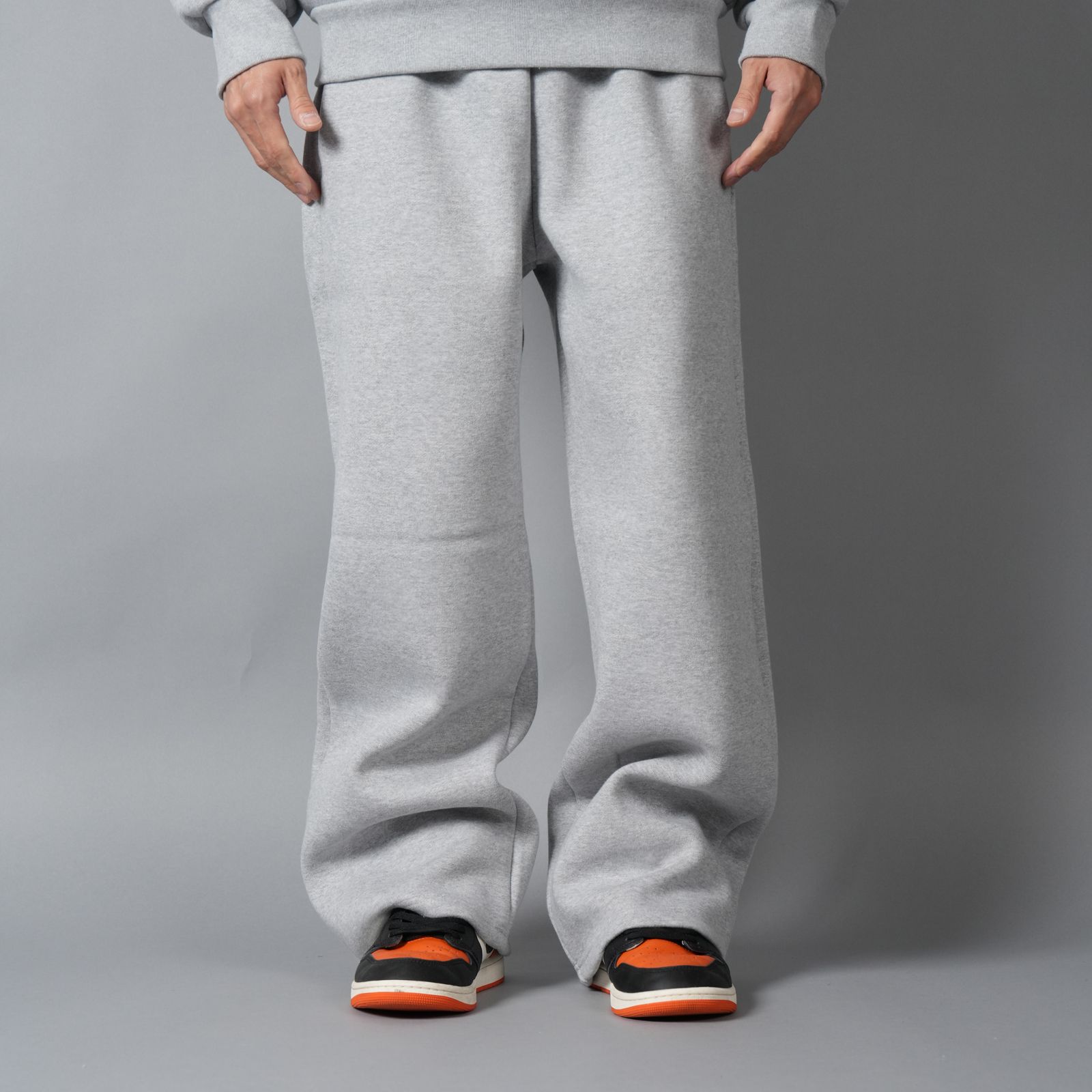 V2 Stacks  / スウェットパンツ (クラウド)