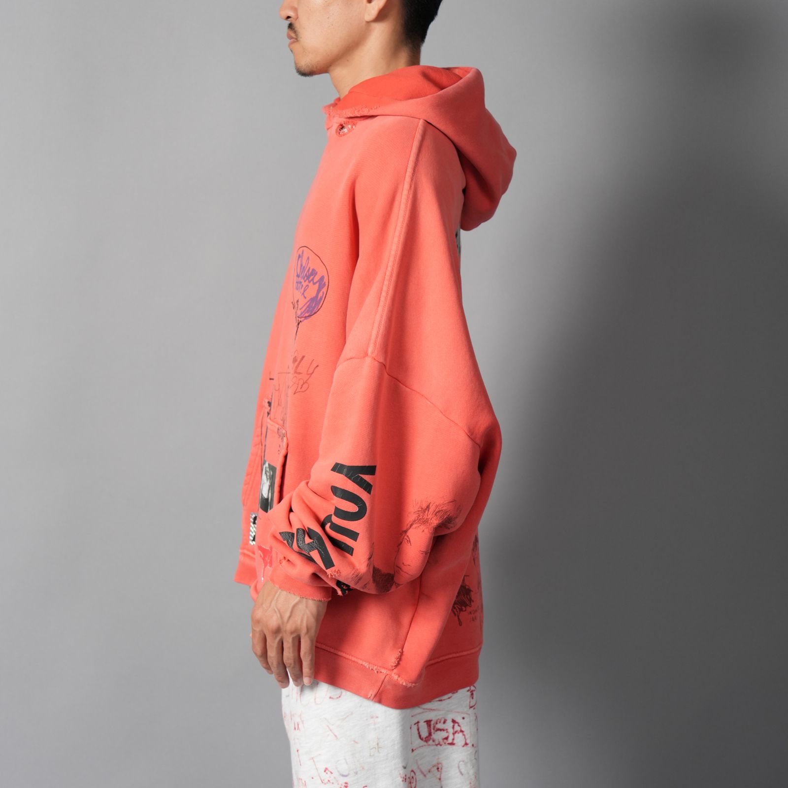 Paly Hollywood - BELLA MCGOLDRICK x CHELSEAY HOTEL HOODIE