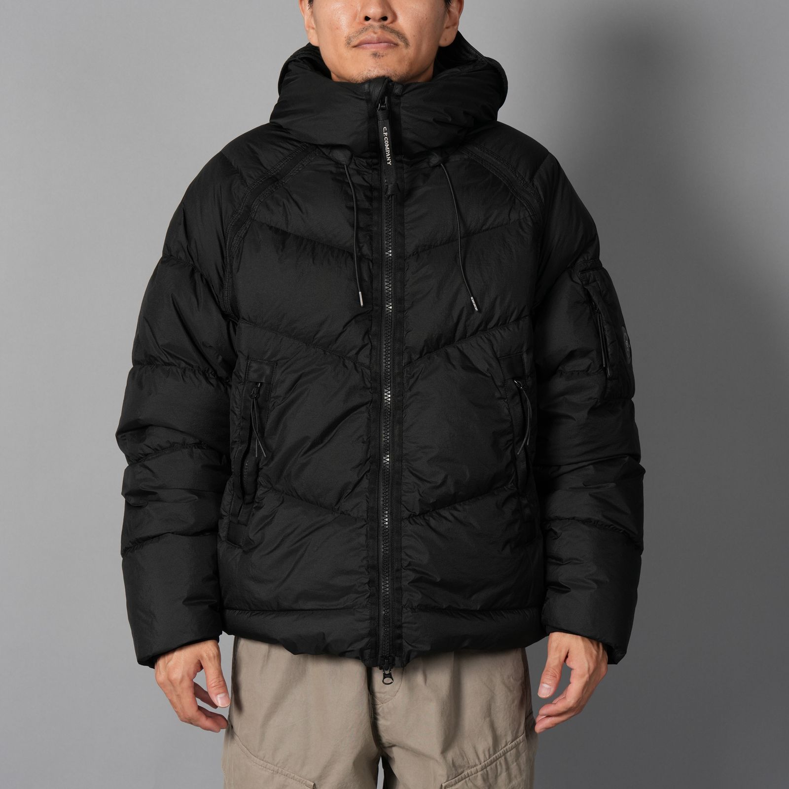 Down Shield Lens Hooded Puffer / ダウンシールド レンズ フーデッド パファー / ダウンジャケット (ブラック)