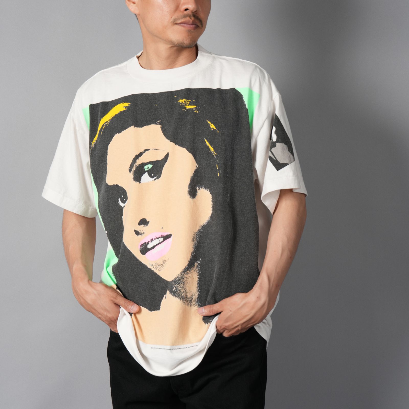 【残りわずか】【コラボ】SM-MK1-0000-C14 / AMY_SS T-SHIRT / BACK TO BLK / WHITE / Tシャツ (ホワイト)