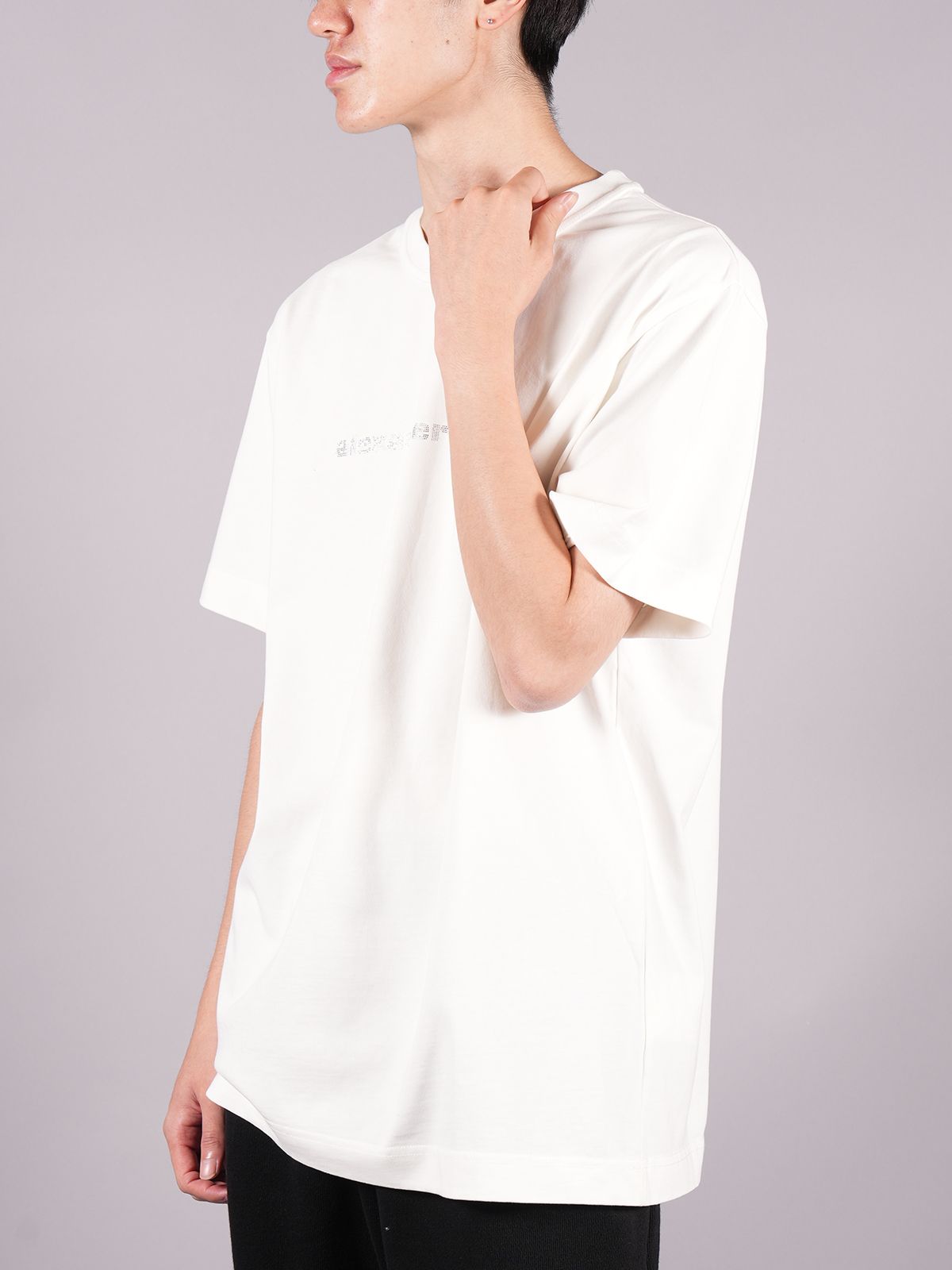 Hotfix logo grill tee in compact jersey  / フォットフィックスロゴ グリル T イン コンパクトジャージー  / Tシャツ (ブライトホワイト)