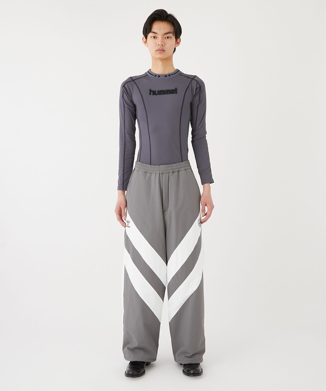 CHEVRON PUFFER NYLON TROUSER / ナイロントラウザー (グレー/ホワイト)