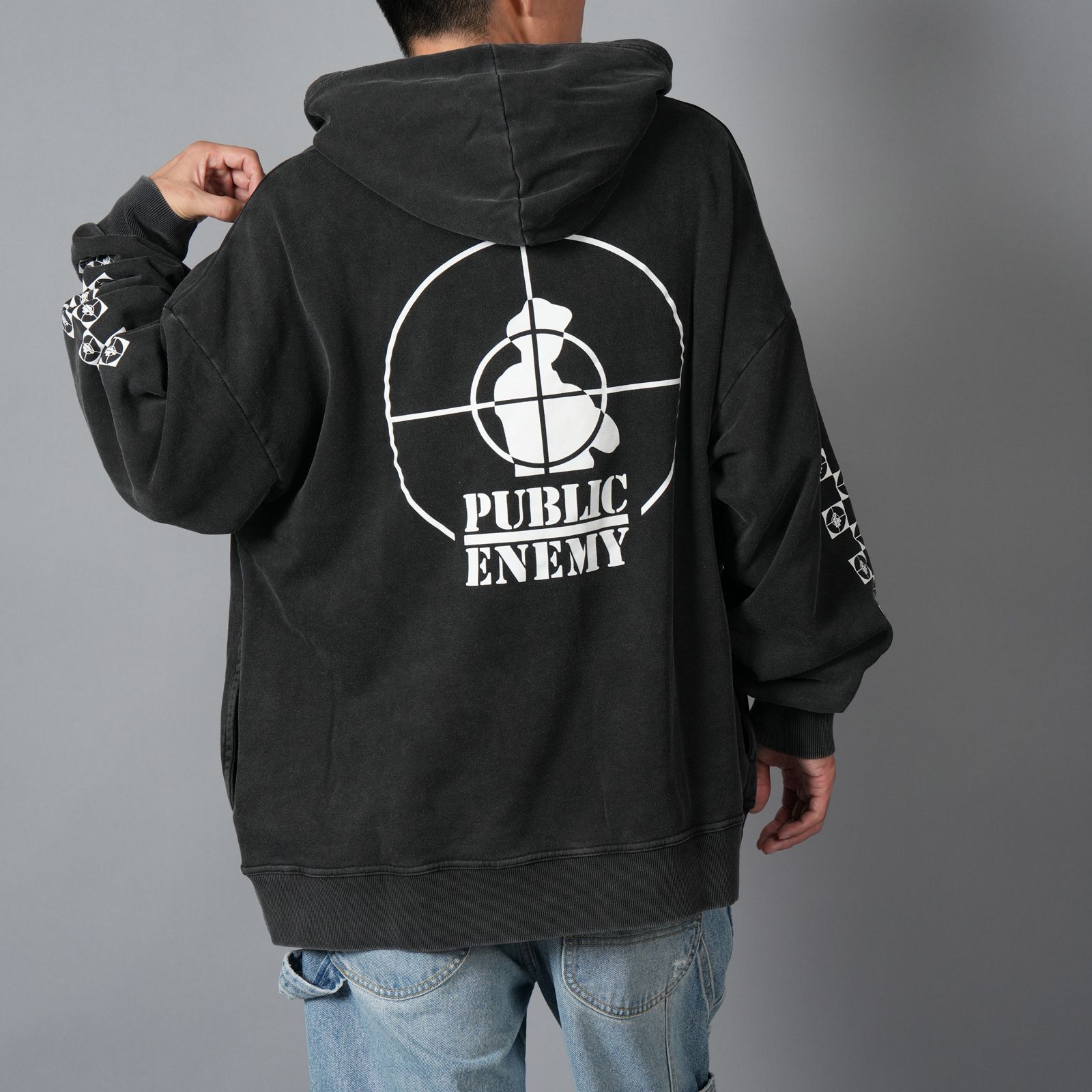 UM25AW-17 / PUBLIC ENEMY / パブリックエネミー / プルオーバフーディー(ブラック)