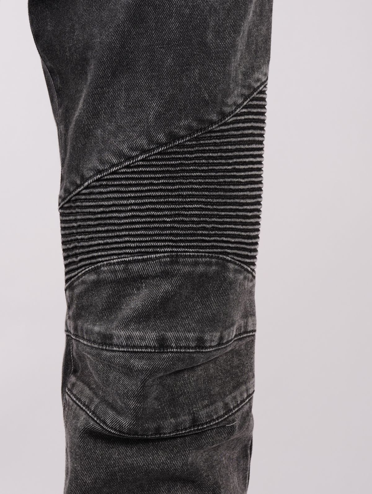 BALMAIN - 【ラスト1点】BH1 BIKER TAPERED BLACK DENIM / バイカー