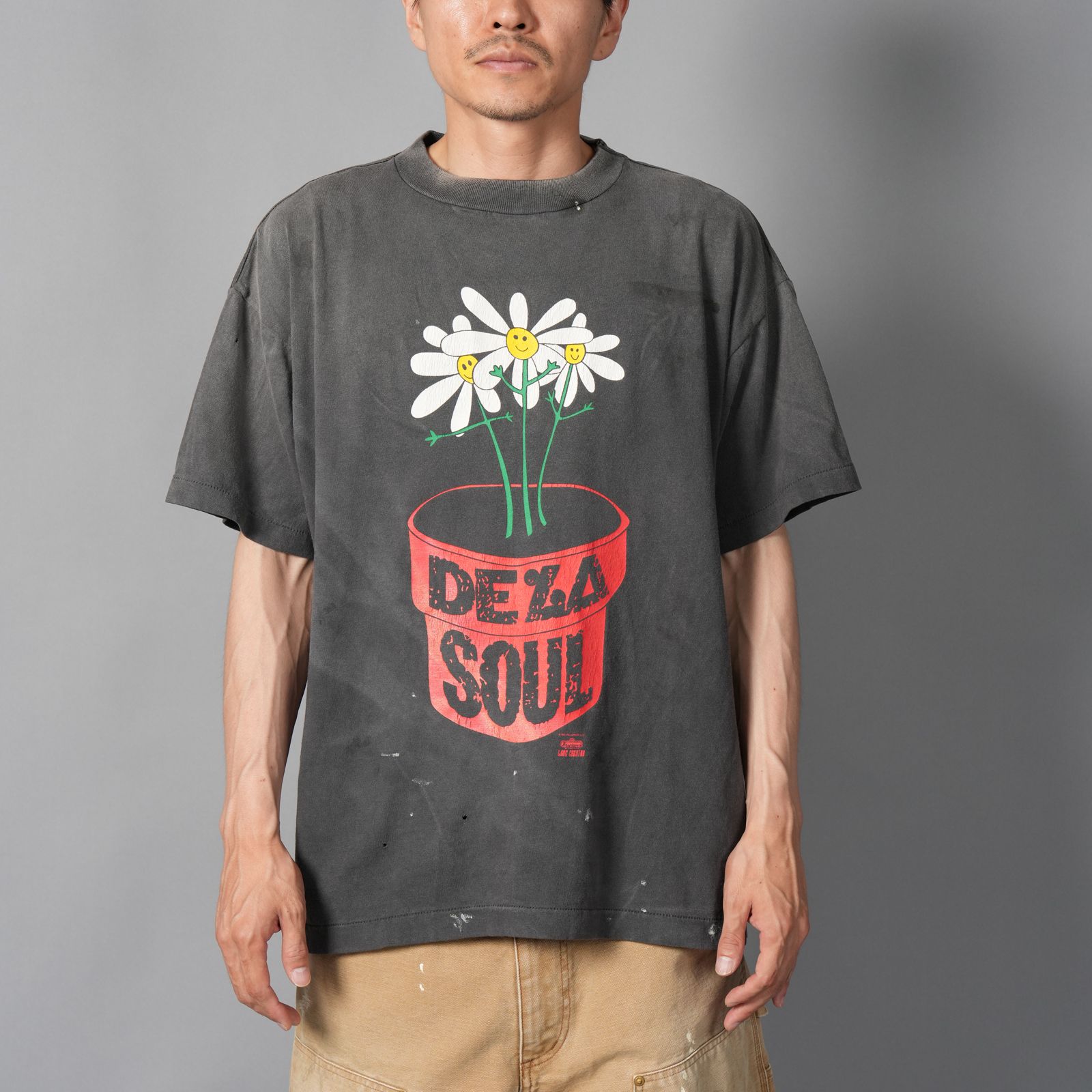 【ラスト1点】【コラボ】SM-HR1-0000-C18 / DLS_SS TEE / DE LA SOUL / BLACK / Tシャツ (ブラック)