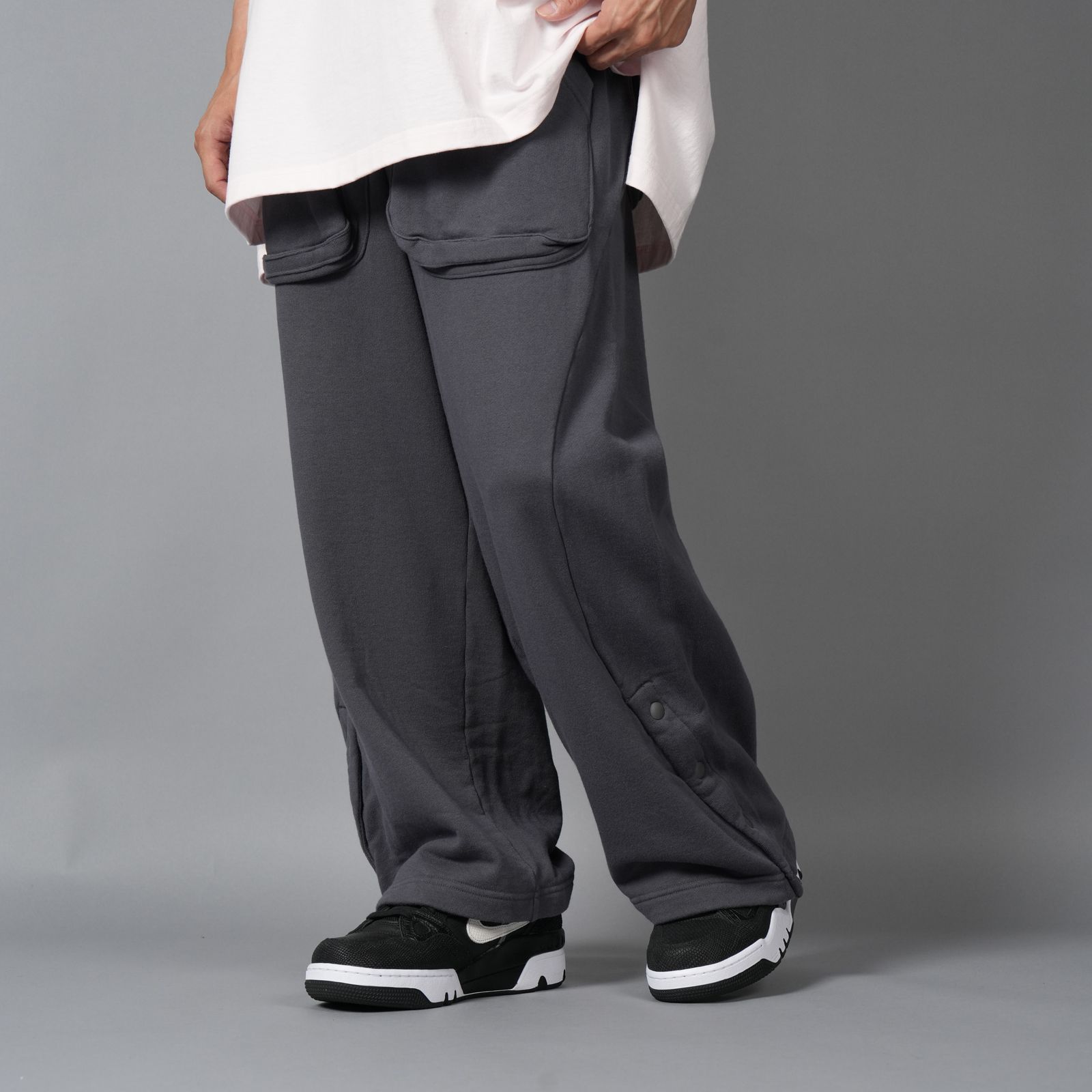 FLOWING SWEATPANTS / フローウィング スウェットパンツ  (スモークグレー)
