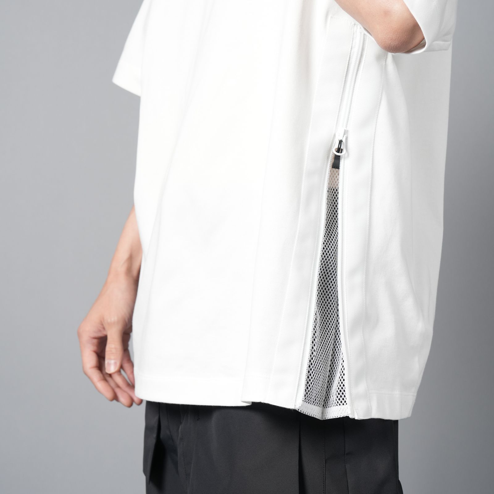 【コラボ】HYBRID PLATING COTTON POLYESTER SHORT T-SHIRT / Tシャツ (ホワイト)