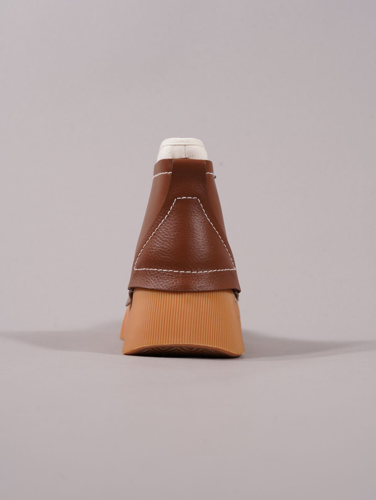 [JW Anderson] ロゴ プラットフォーム スニーカー JW アンダーソン」初のスニーカーが発売 - TOKION